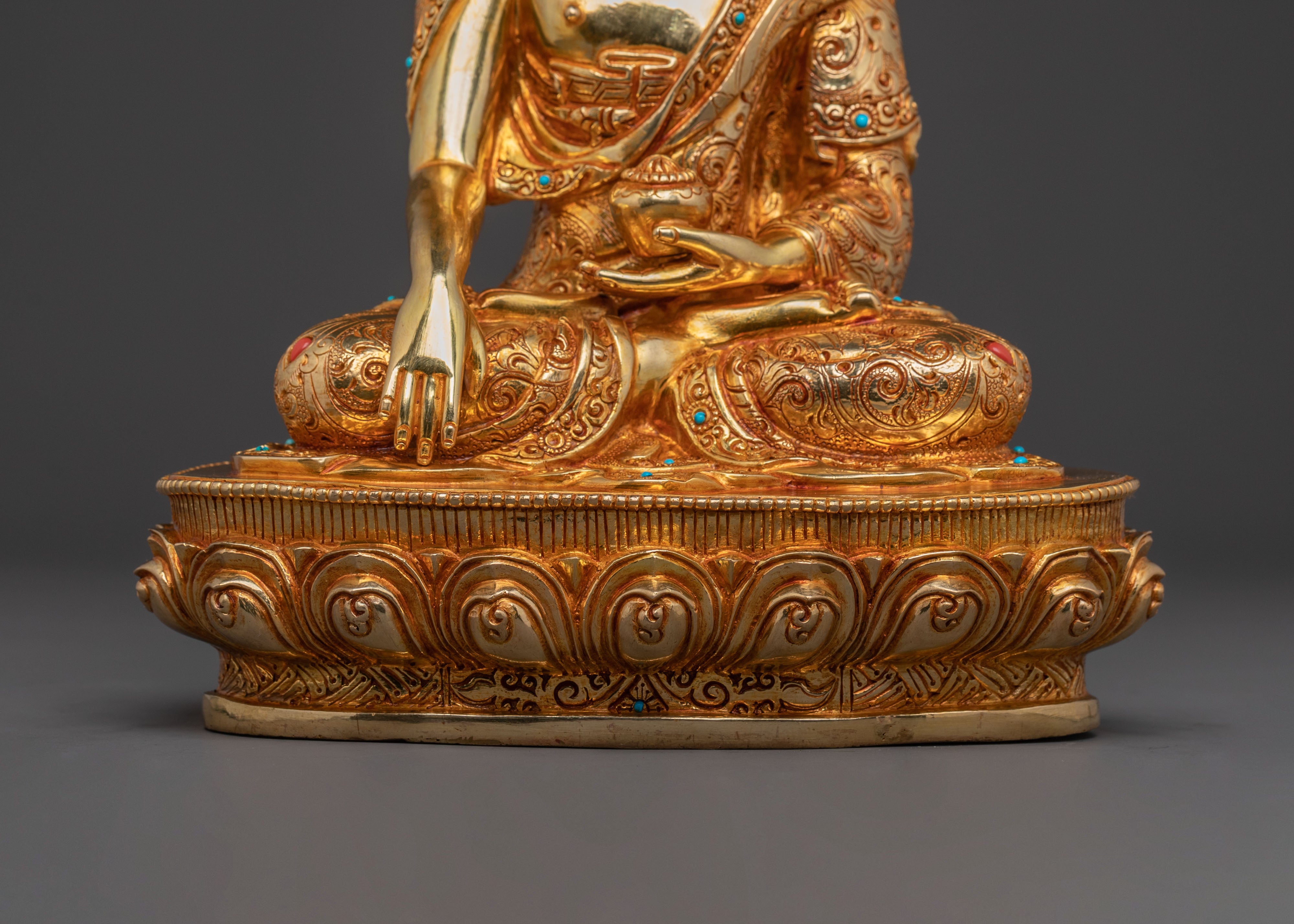 Shakyamuni Buddha Traditional Golden Statue