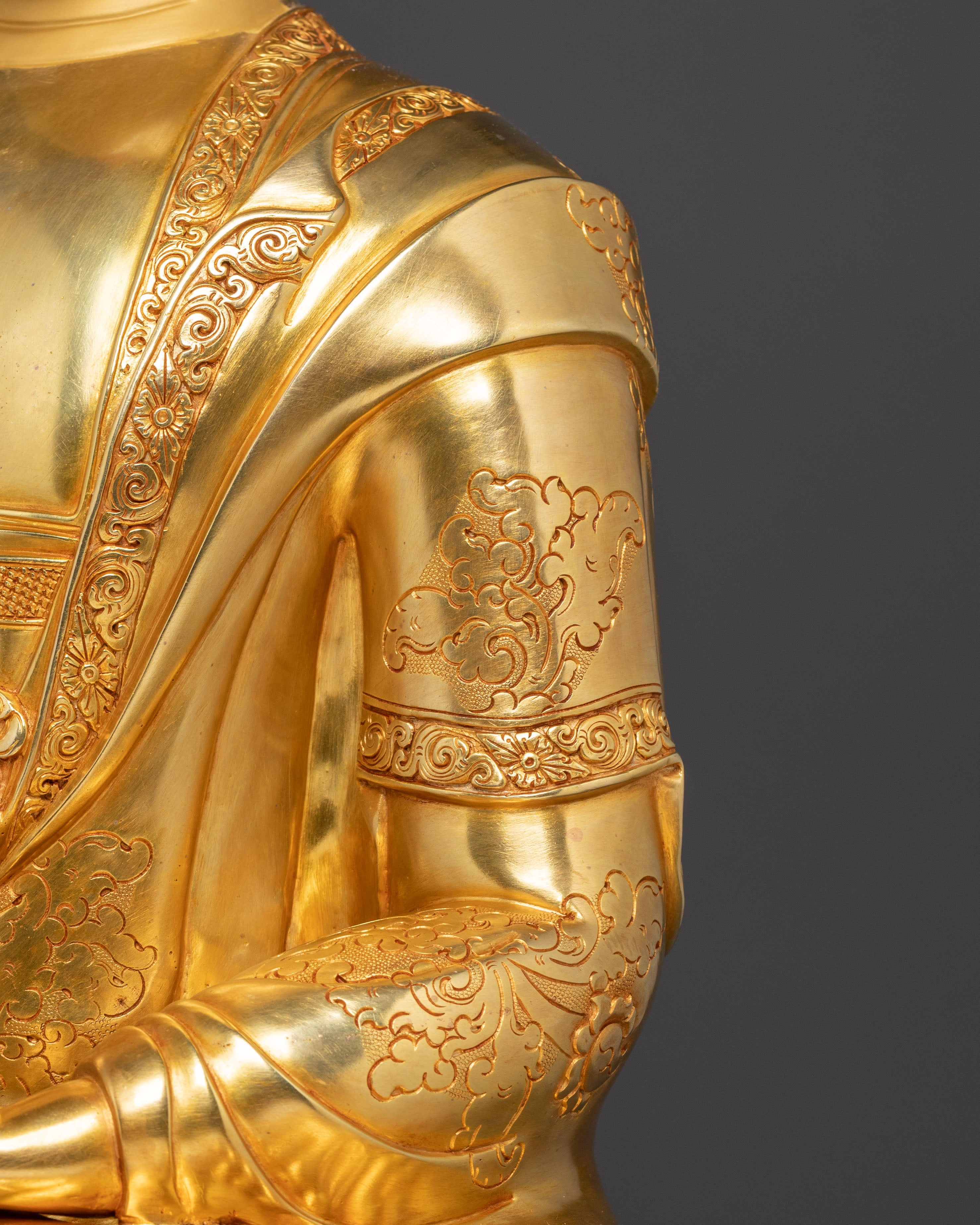 Blessing Statue of Shakyamuni Buddha