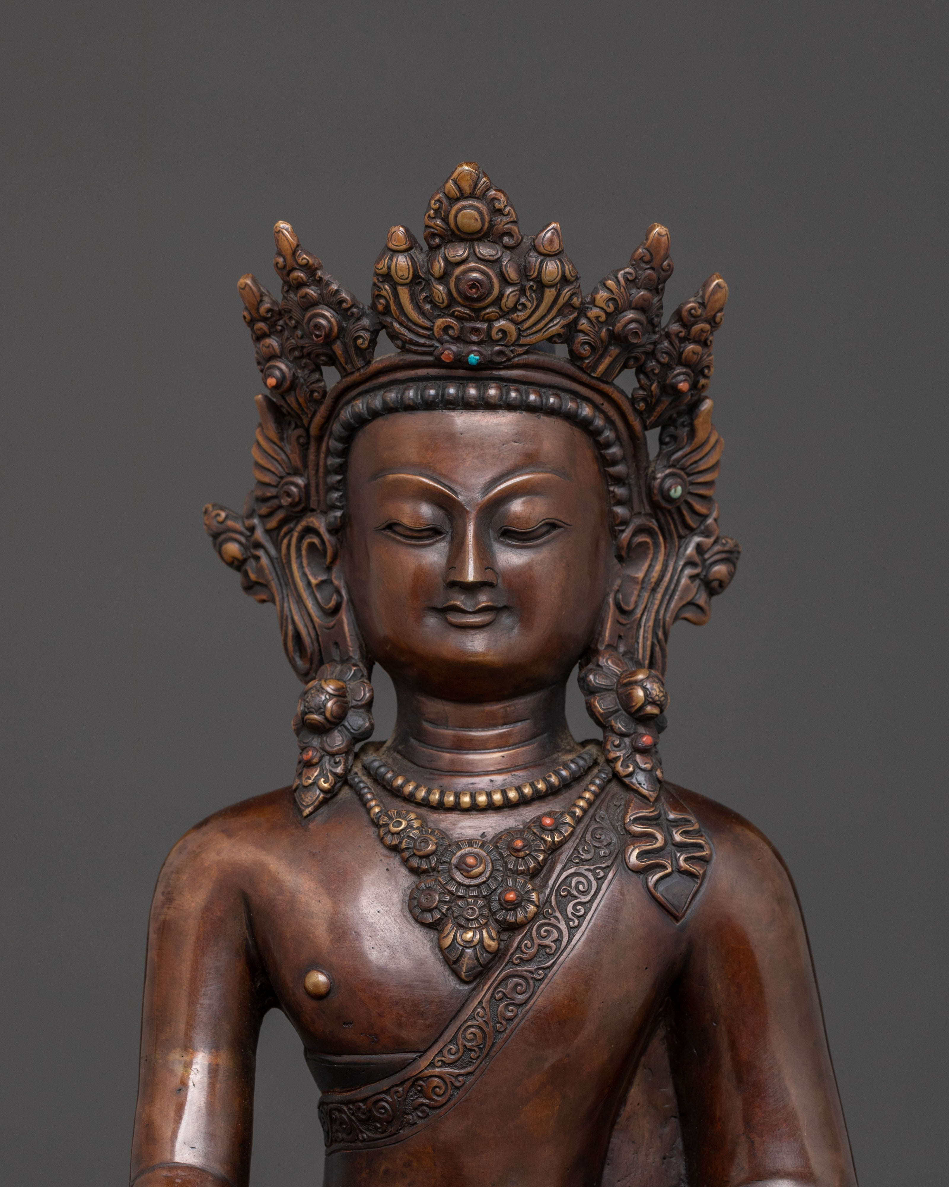 Crown Shakyamuni Buddha Statue on Throne for Rituals