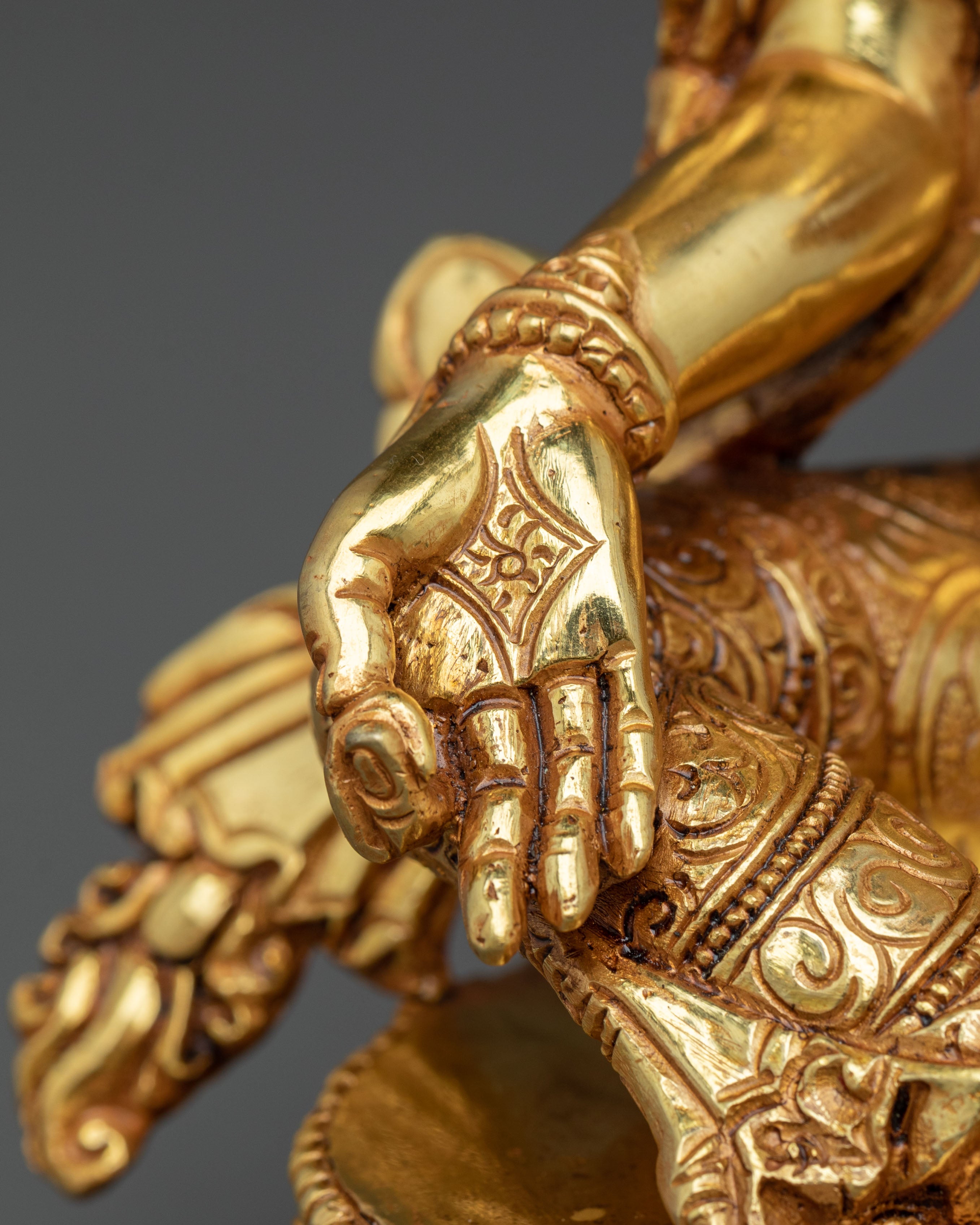 Green Tara Statue: Divine Savior of Compassion