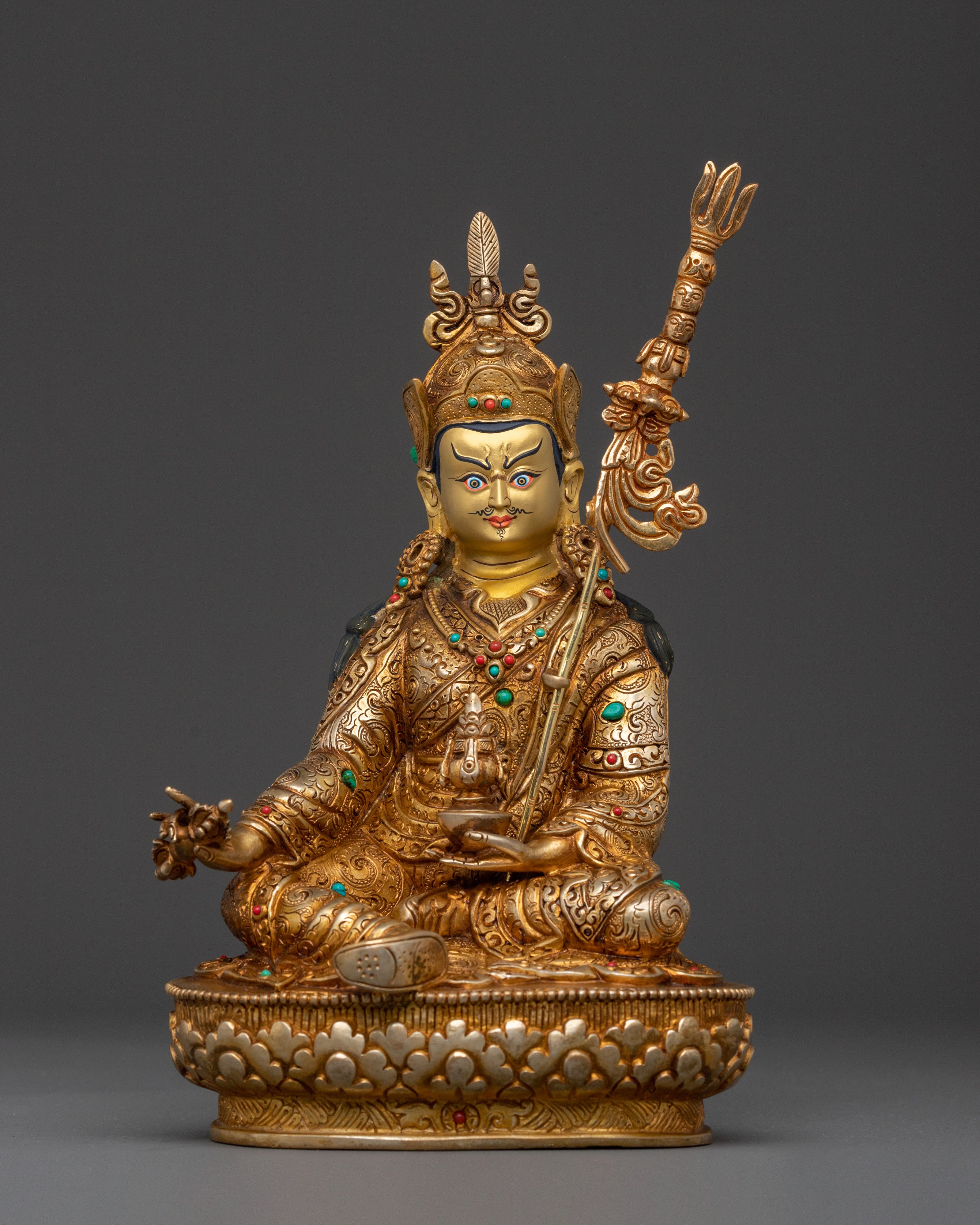 Guru Rinpoche Spiritual Statue