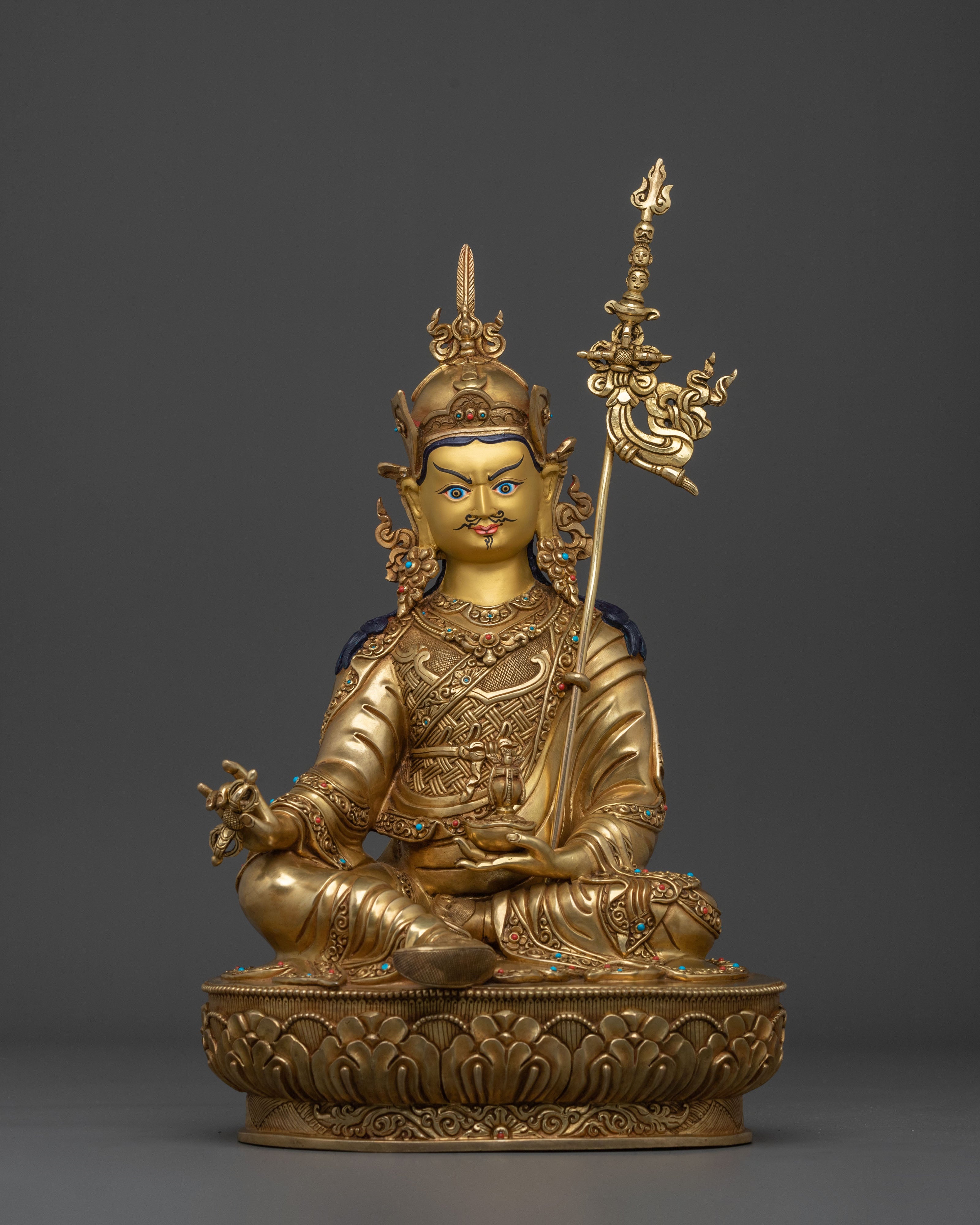 Guru Rinpoche Statue