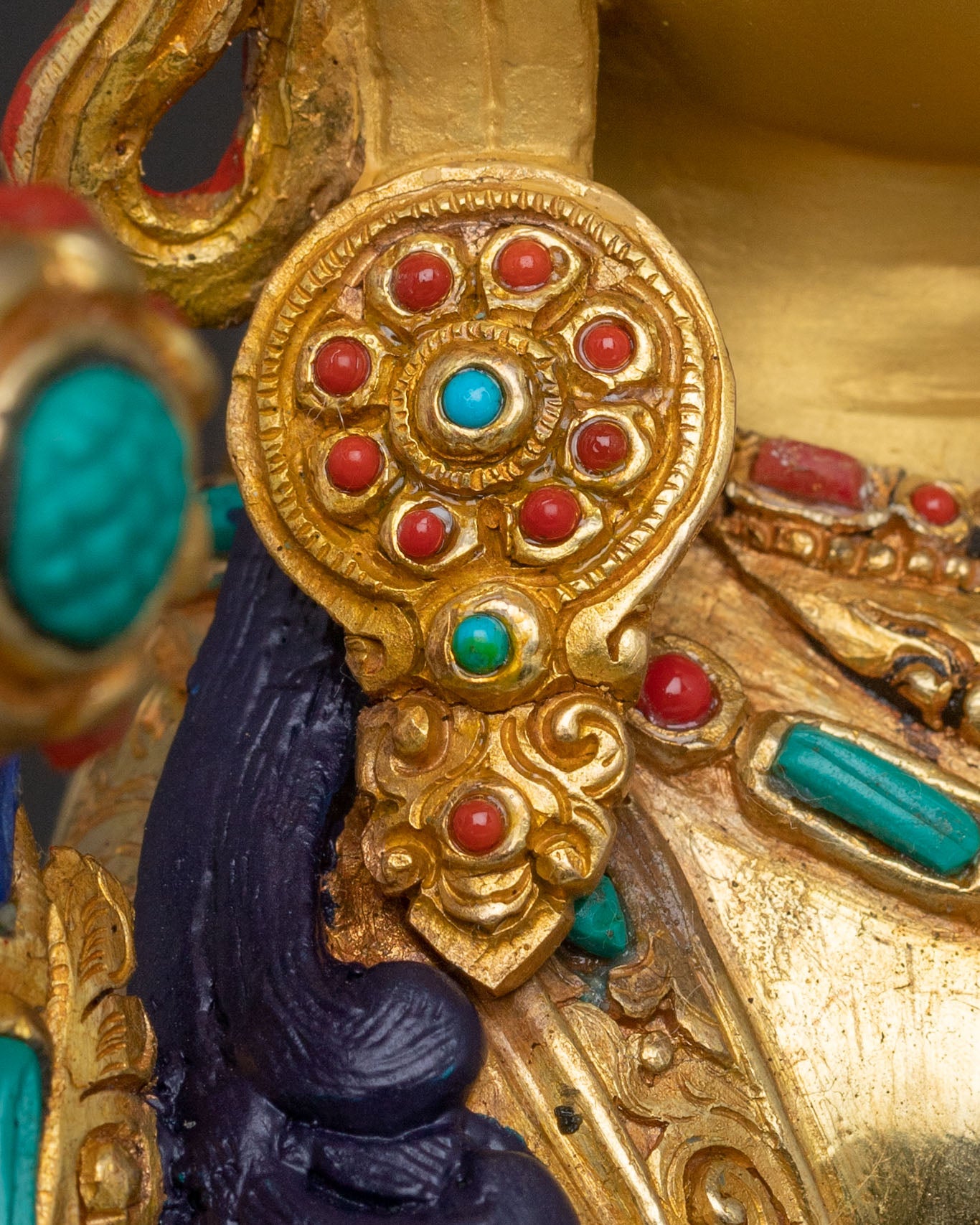 Green Tara Wisdom Mercy Statue | Guardian of Compassion and Wisdom