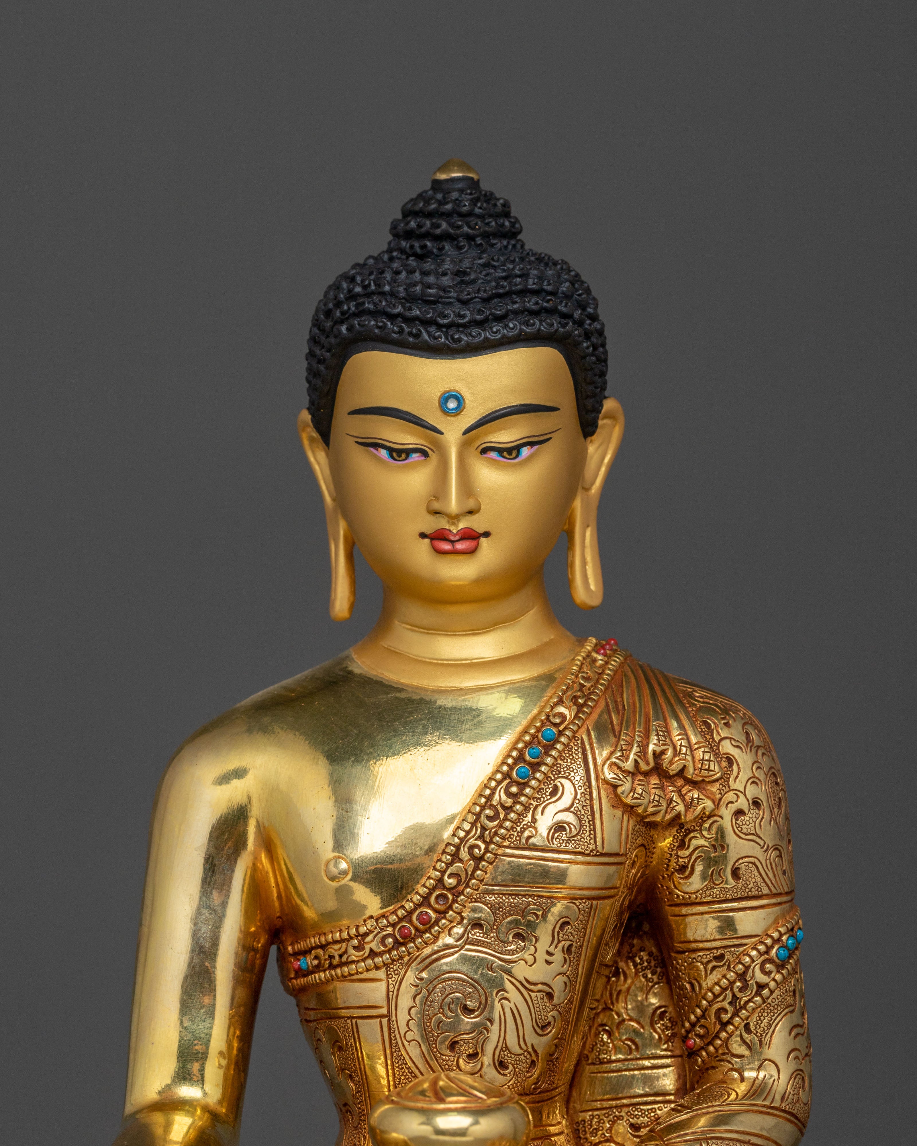 Shakyamuni Buddha Divine Sculpture on Throne