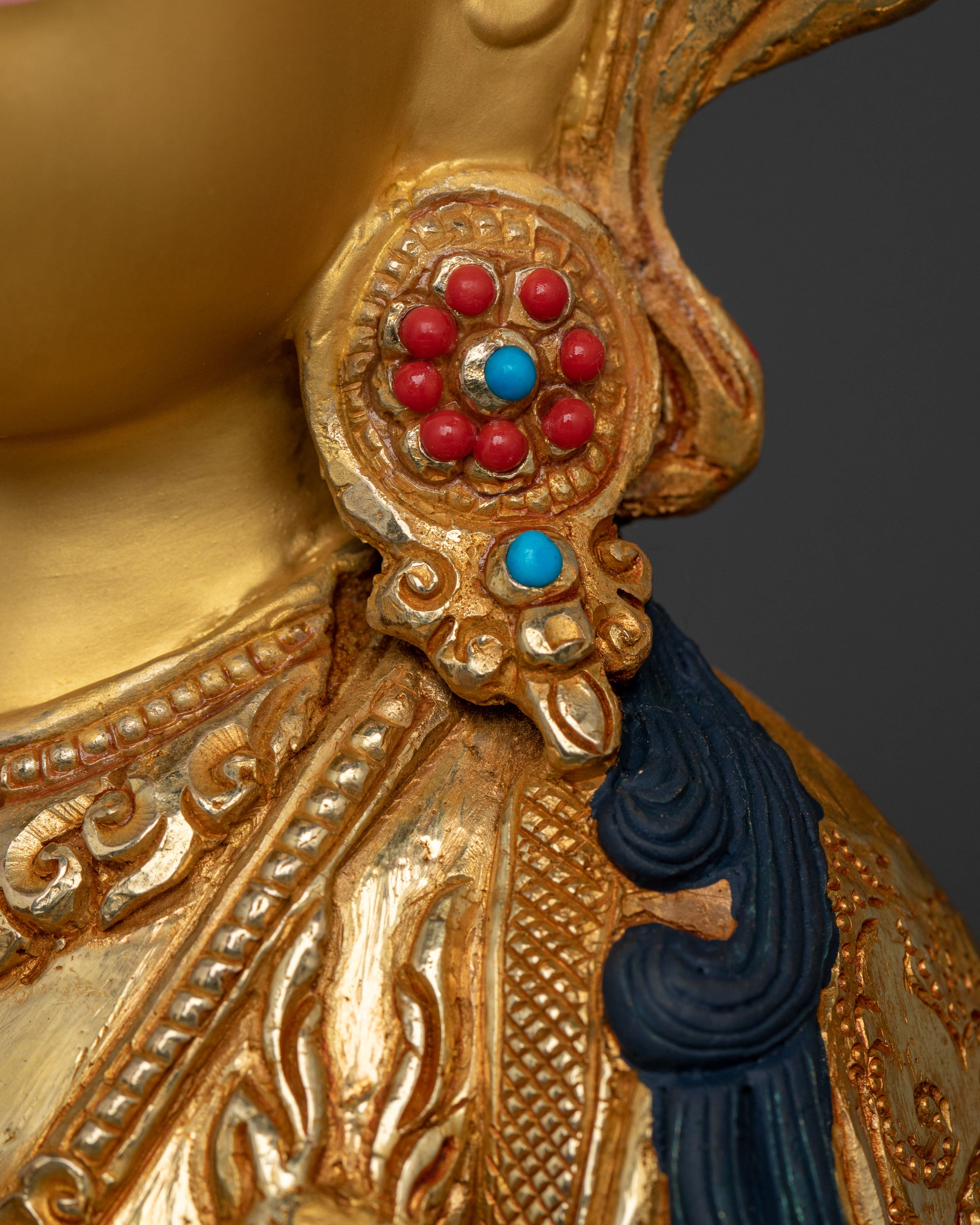 Chenrezig Statue Symbol of Compassion | Bodhisattva of Compassion