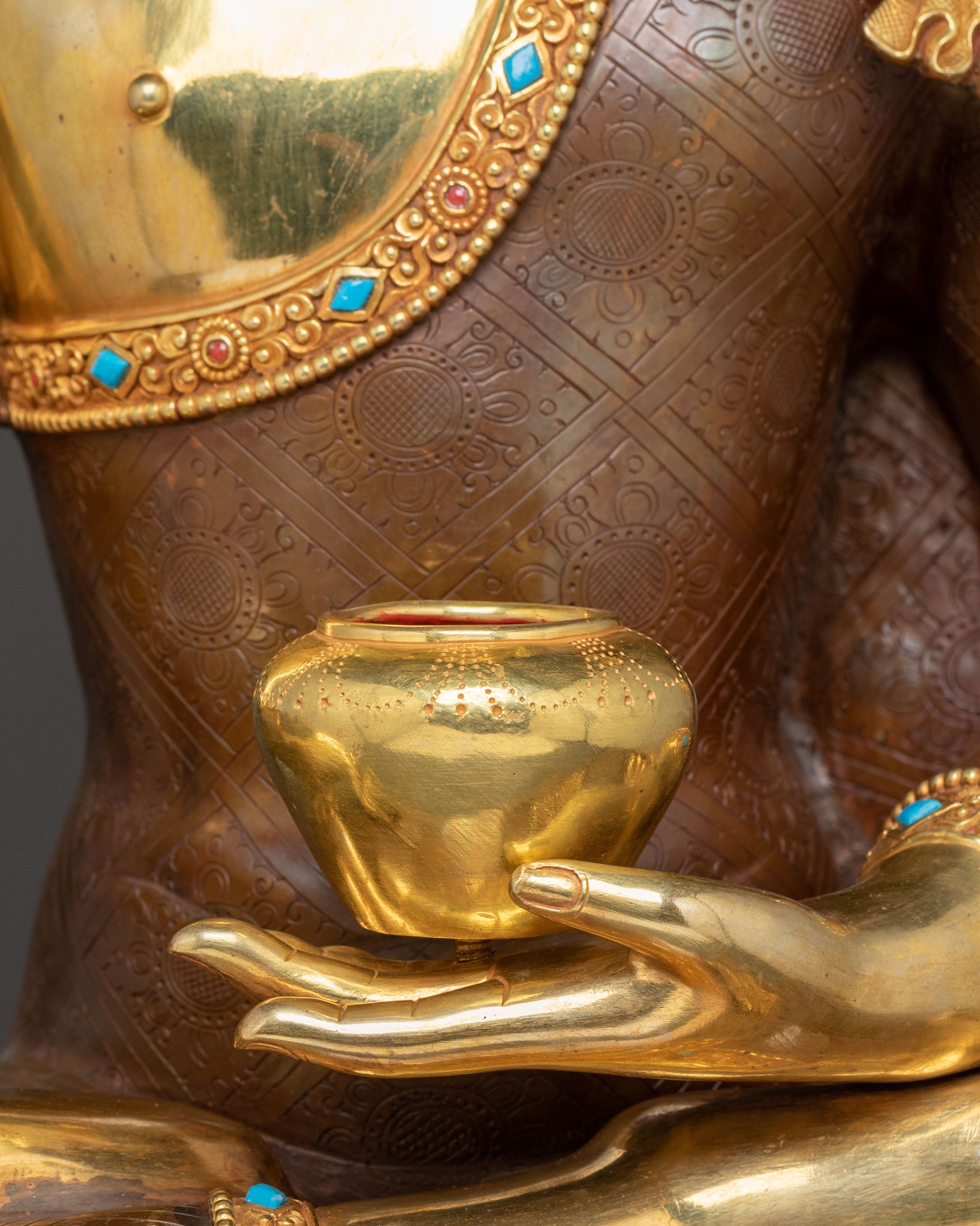 Shakyamuni Buddha: 24K Gold Gilded Statue