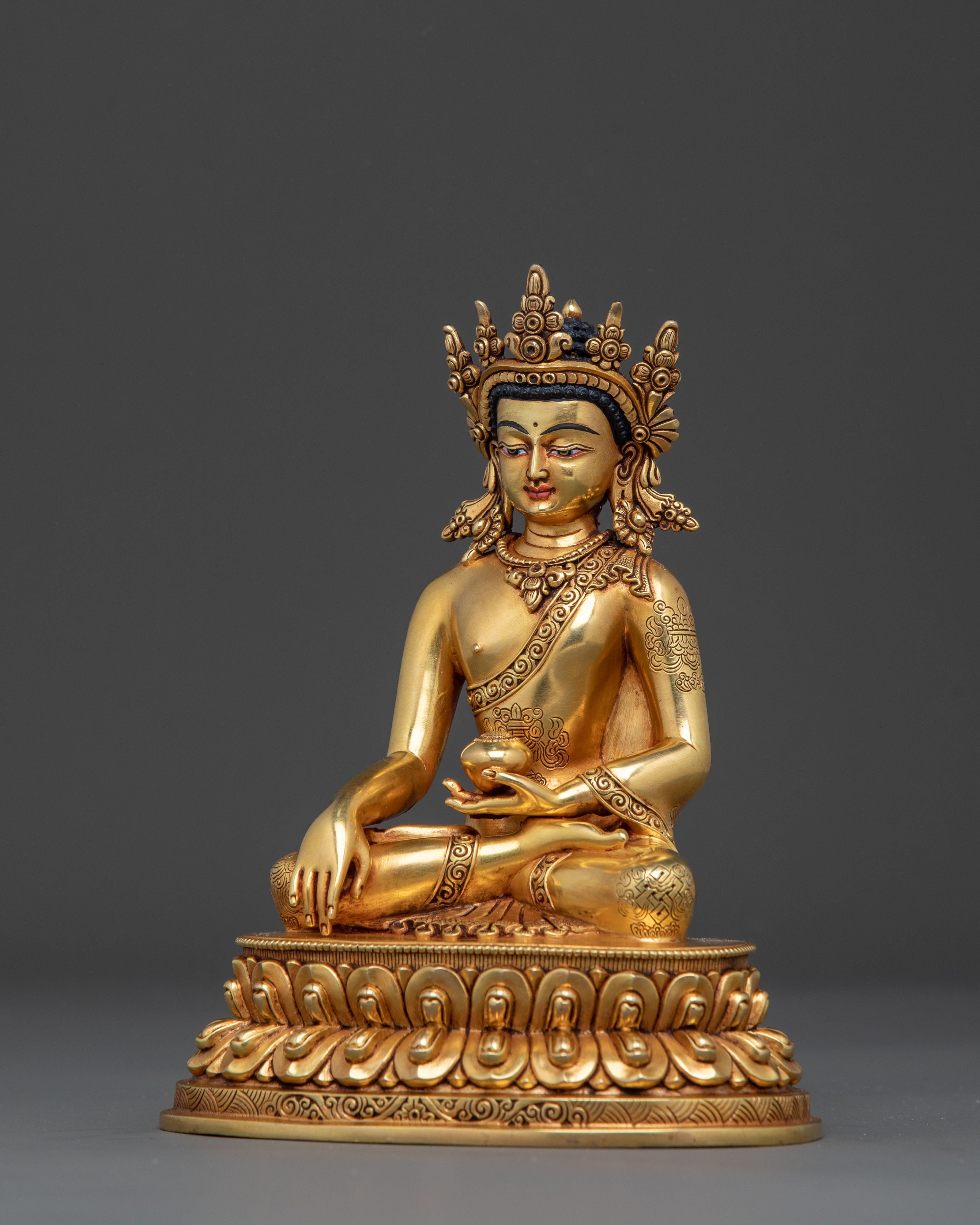 Crown Shakyamuni Spiritual Decor Statue