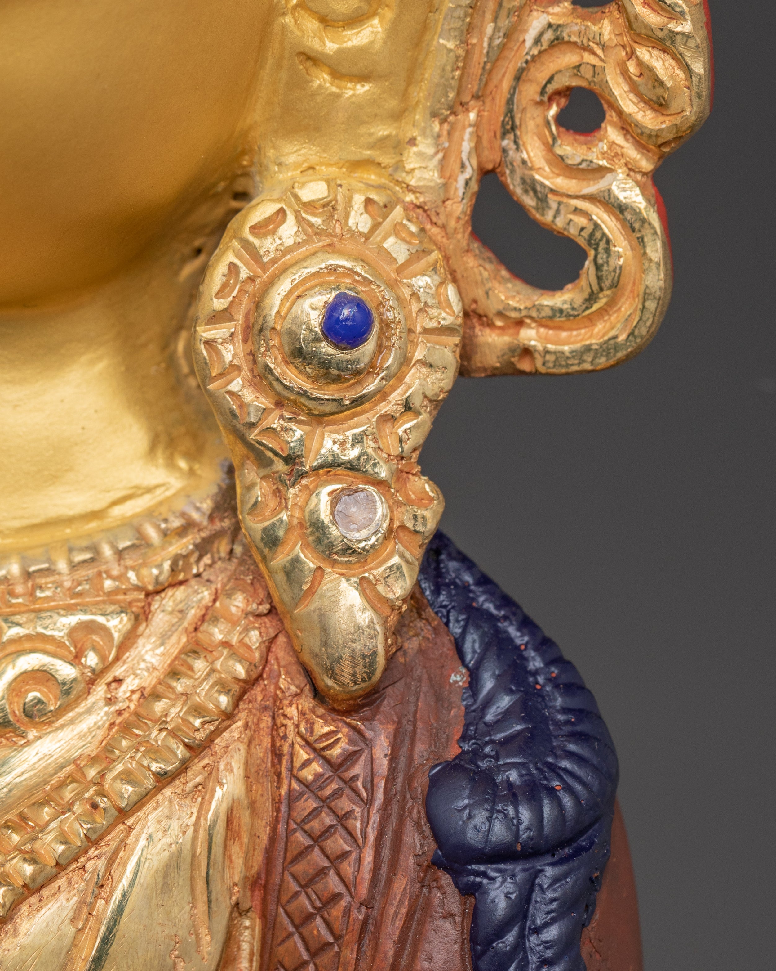 Bodhisattva Dukar Golden Statue | Sitatapatra - Protector of the Dharma