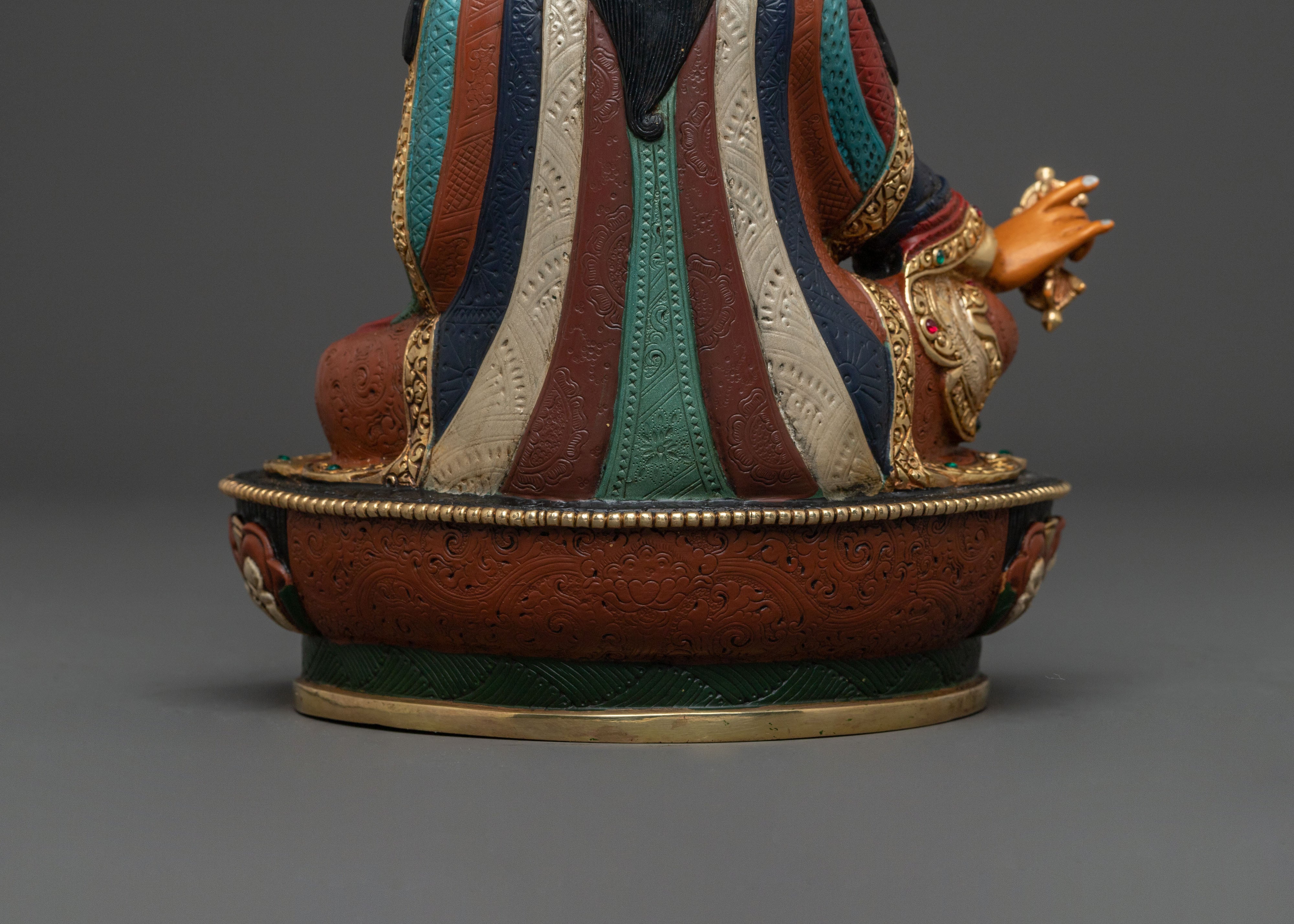 Guru Rinpoche Statue | Teacher of Dharma