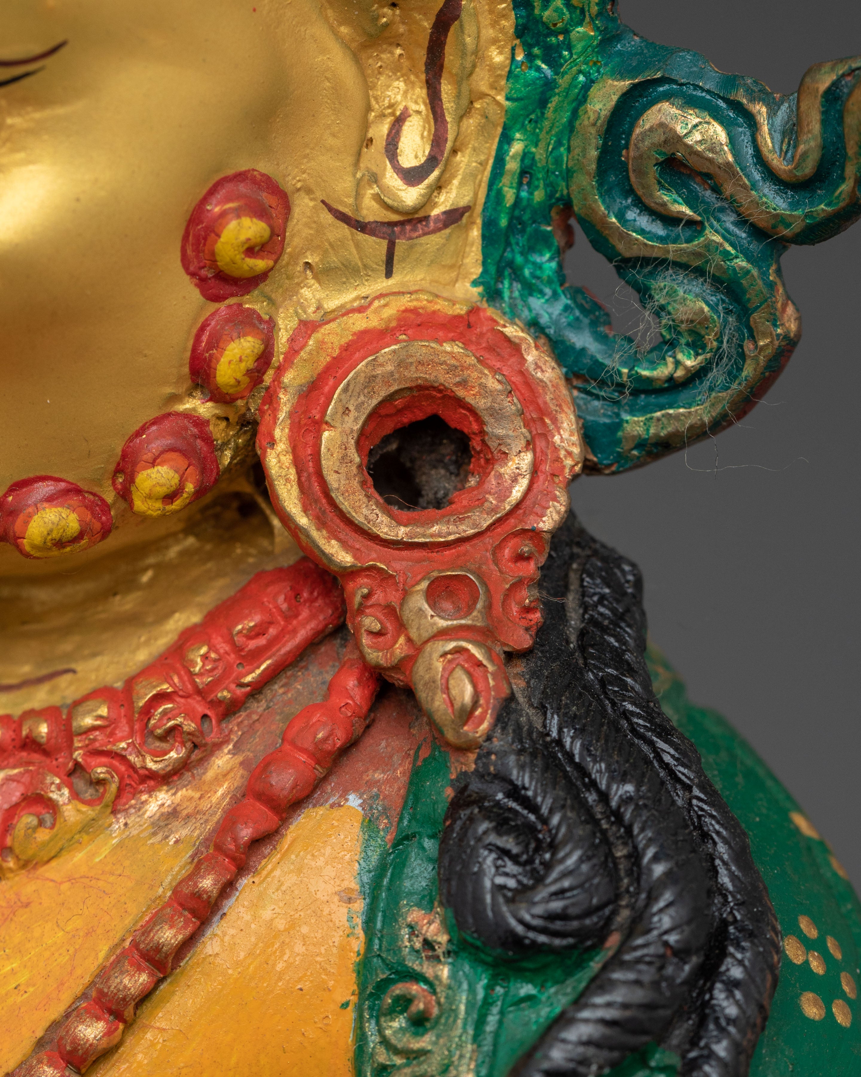 Dzambhala Sculpture | Buddhist Wealth Deity