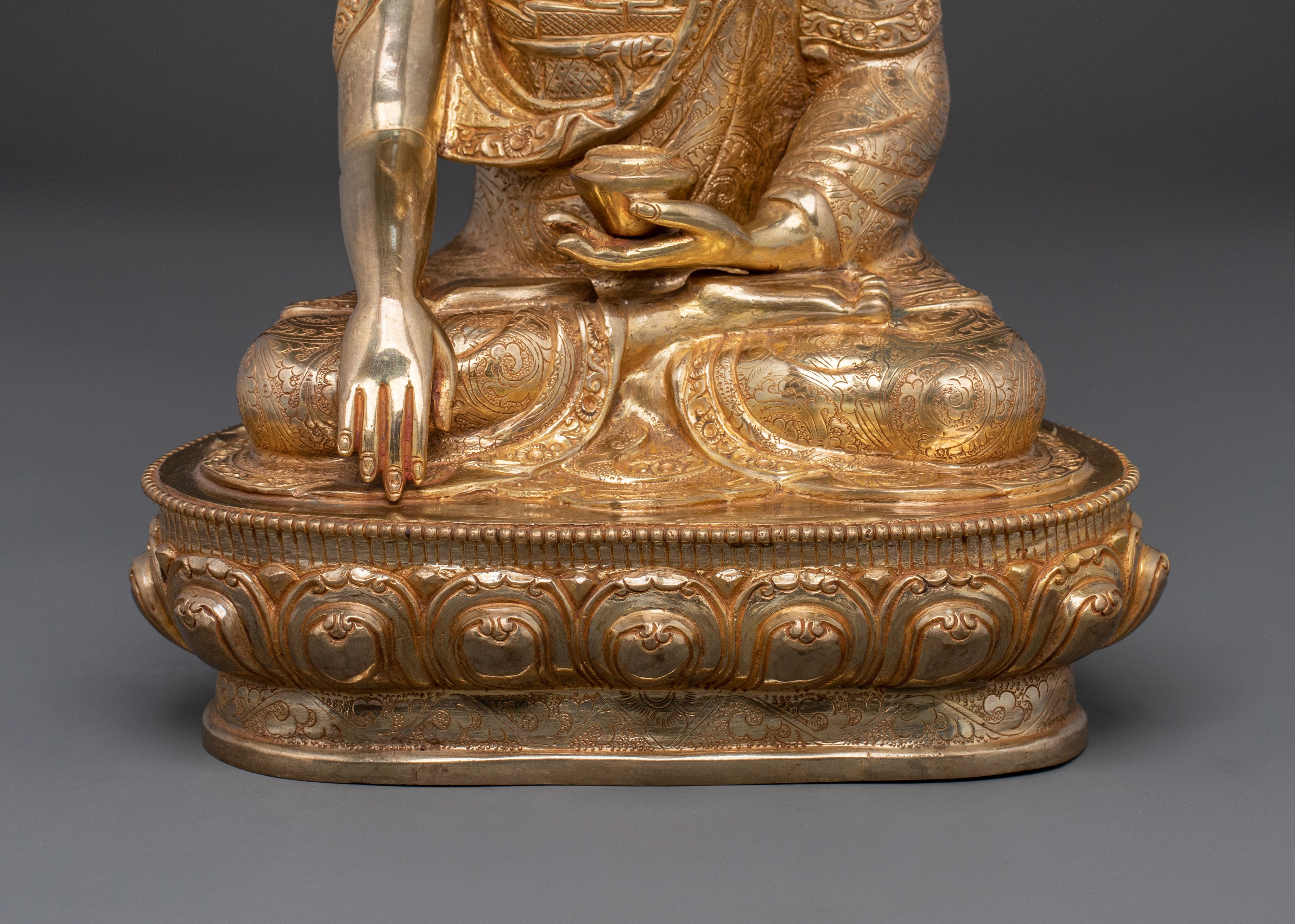 Shakyamuni Buddha Meditating Statue | Sacred Decor