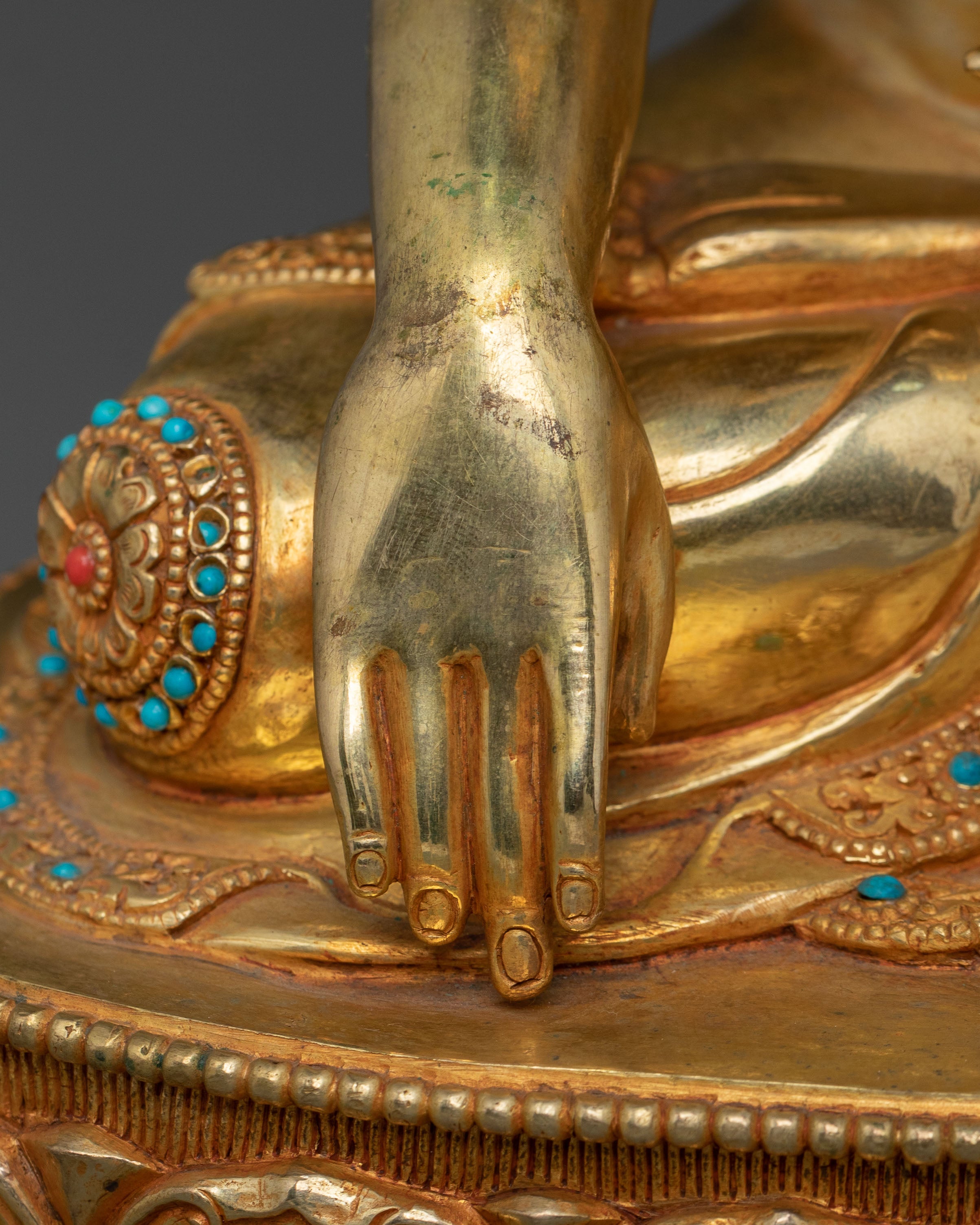 Buddhist Crown Shakyamuni Statue | 24k Gold Glided