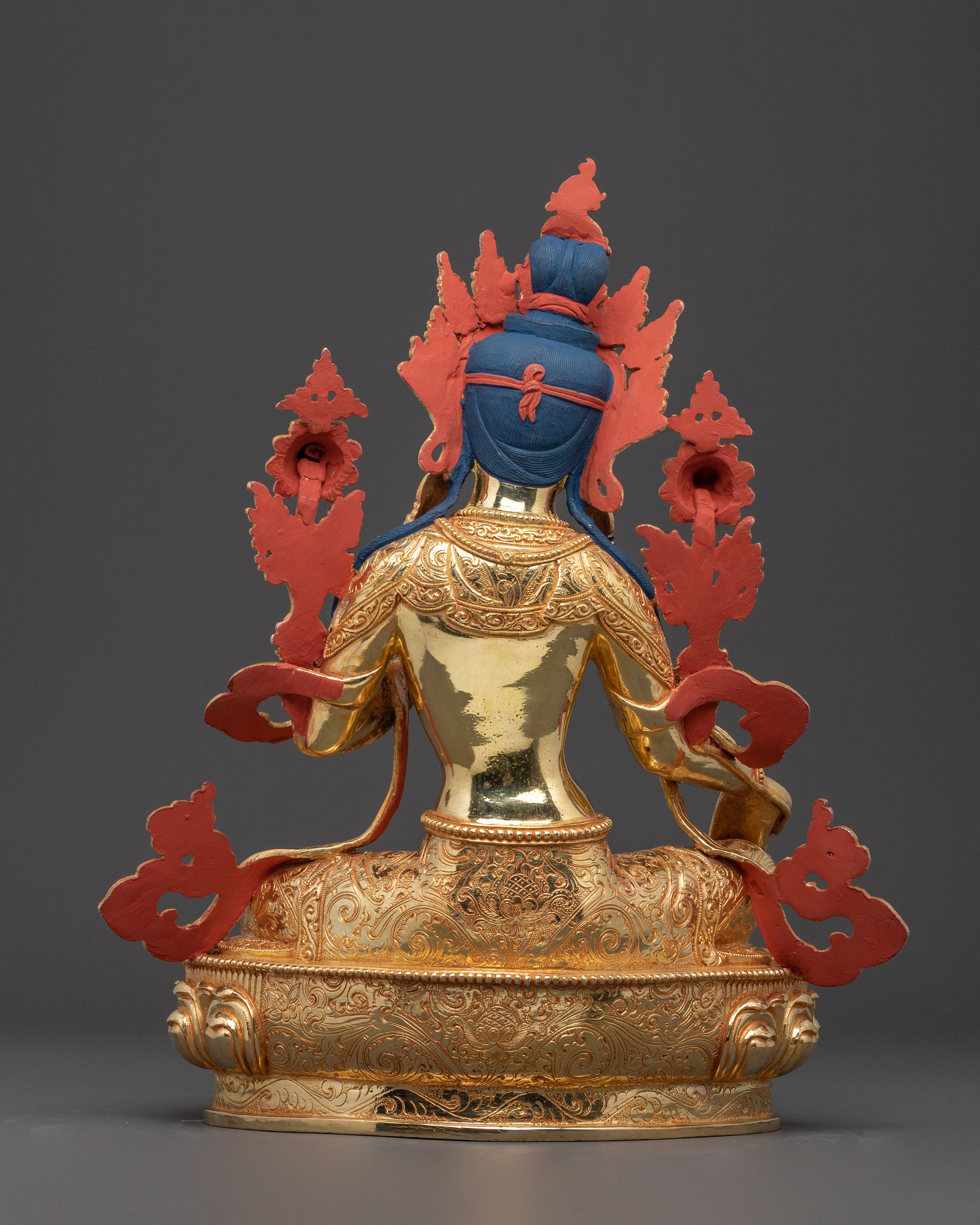Sacred Statue of Mother Shyama Tara – Hand-Gilded Copper Statue