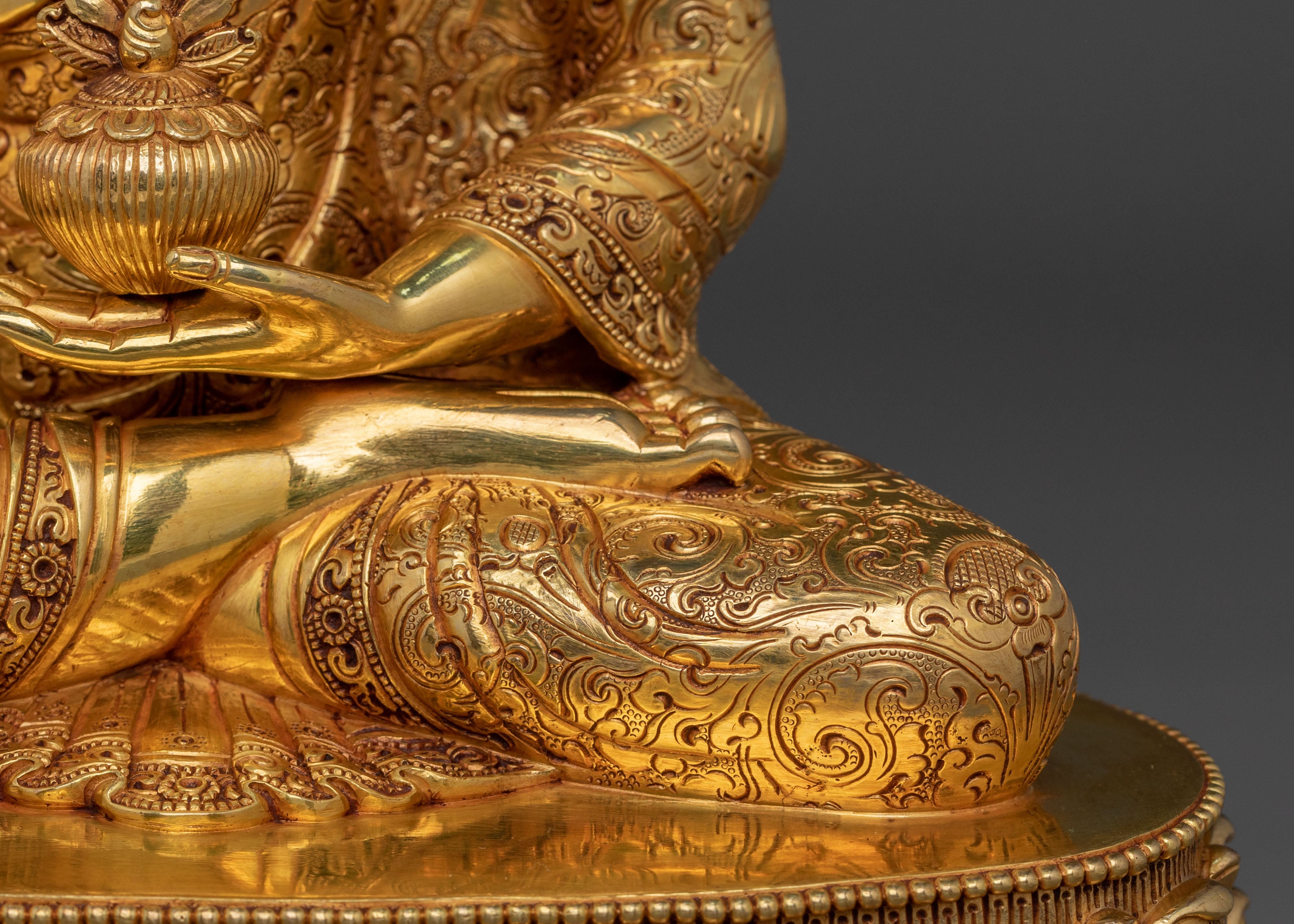 Medicine Buddha Sculpture | Healing Deity