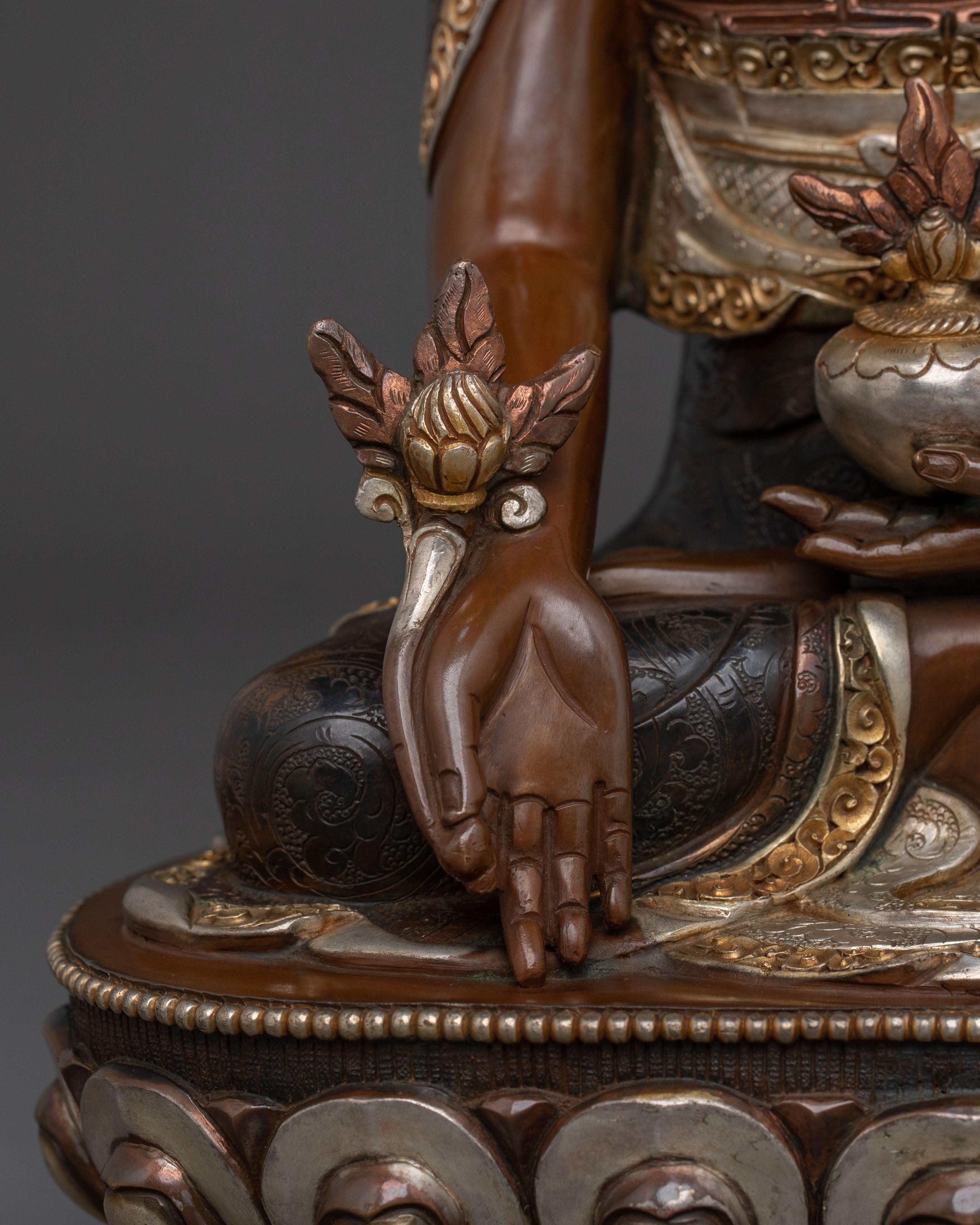 Himalayan Medicine Buddha Statue: Healing Buddha Sculpture