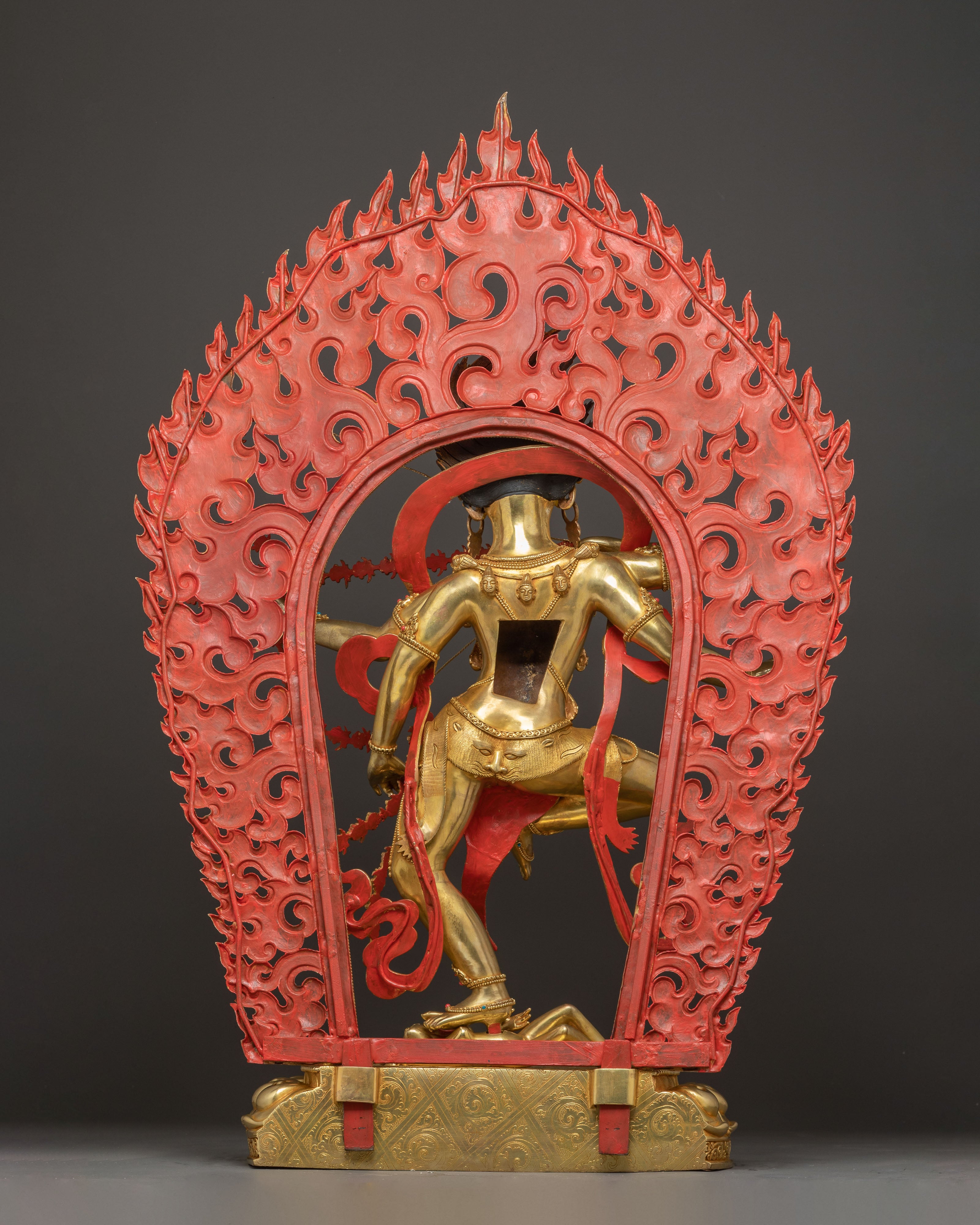 Kurukulla Sculpture: The Goddess of Attraction | Powerful Vajrayana Deity