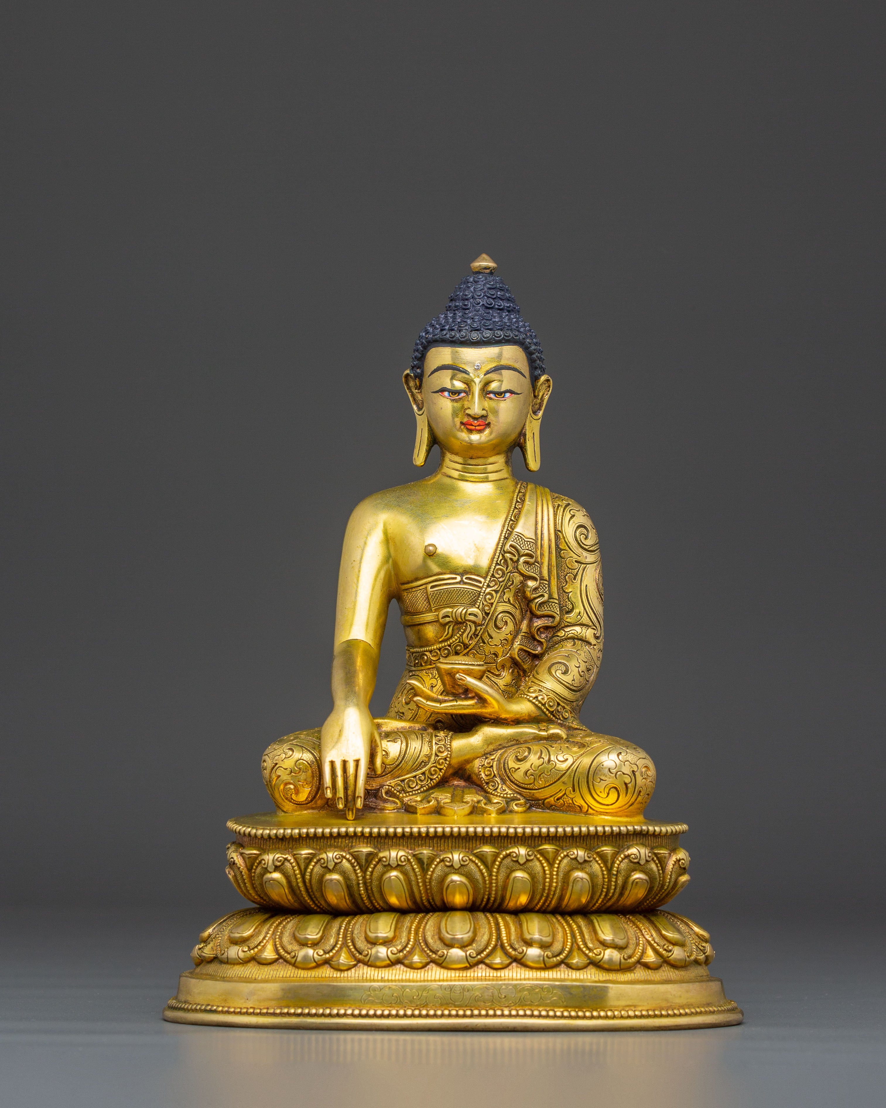 Handmade Golden Statue of Buddha Shakyamuni | The Historical Enlightened One