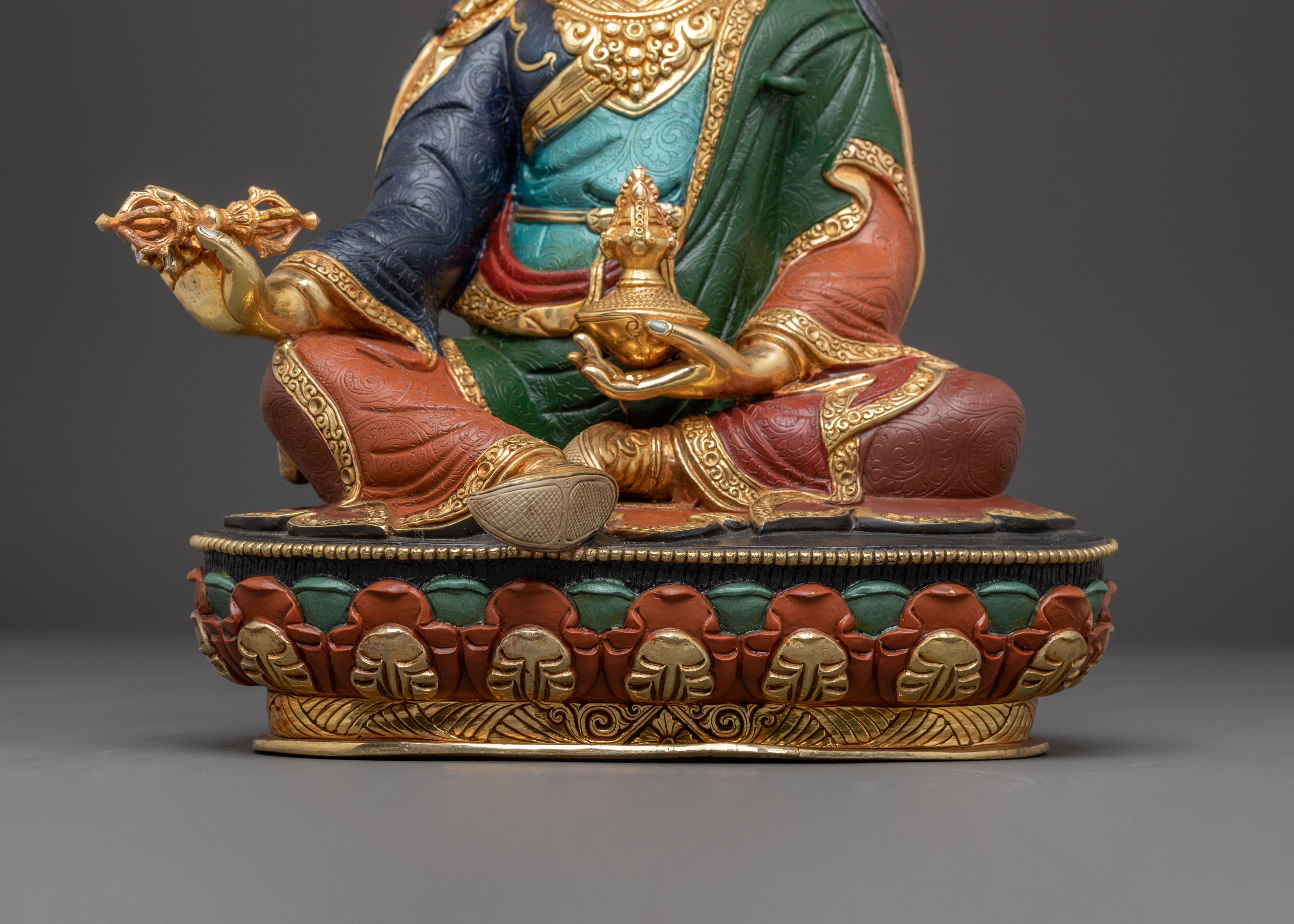 Handmade Sculpture of Guru Rinpoche, Lotus-Born Guru | Tantric Master