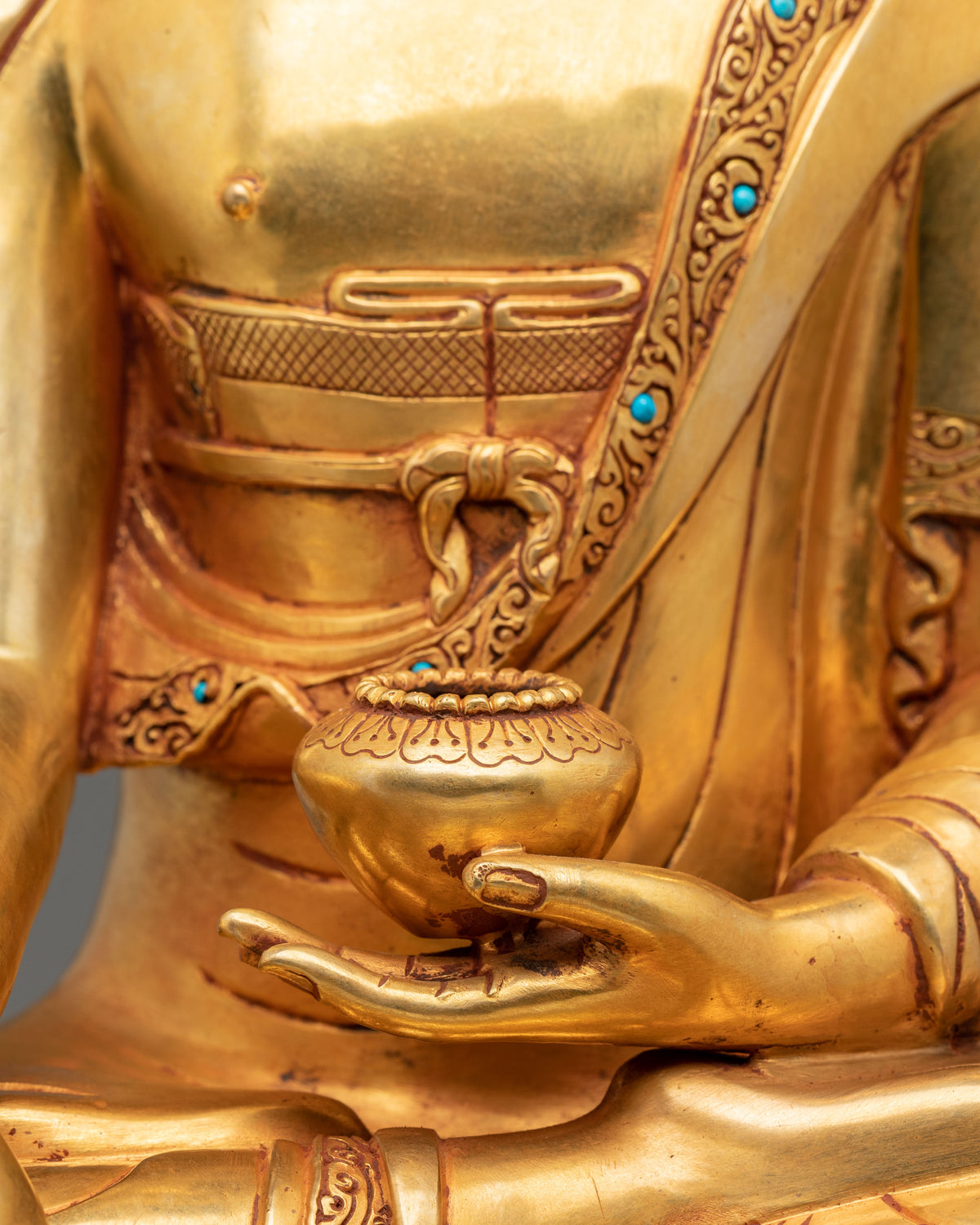 Statue of Shakyamuni Buddha the Enlightened One | 24K Gold Gilded