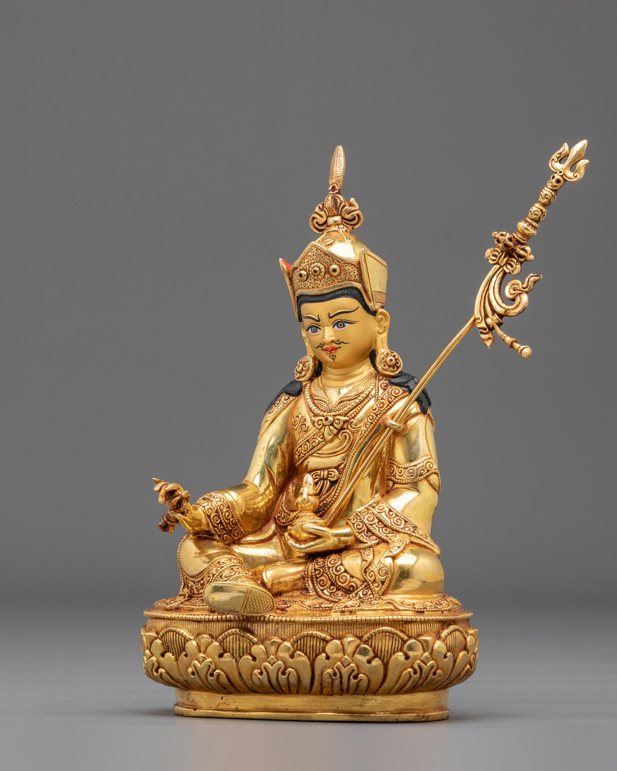 Guru Rinpoche Meditation Altar Statue