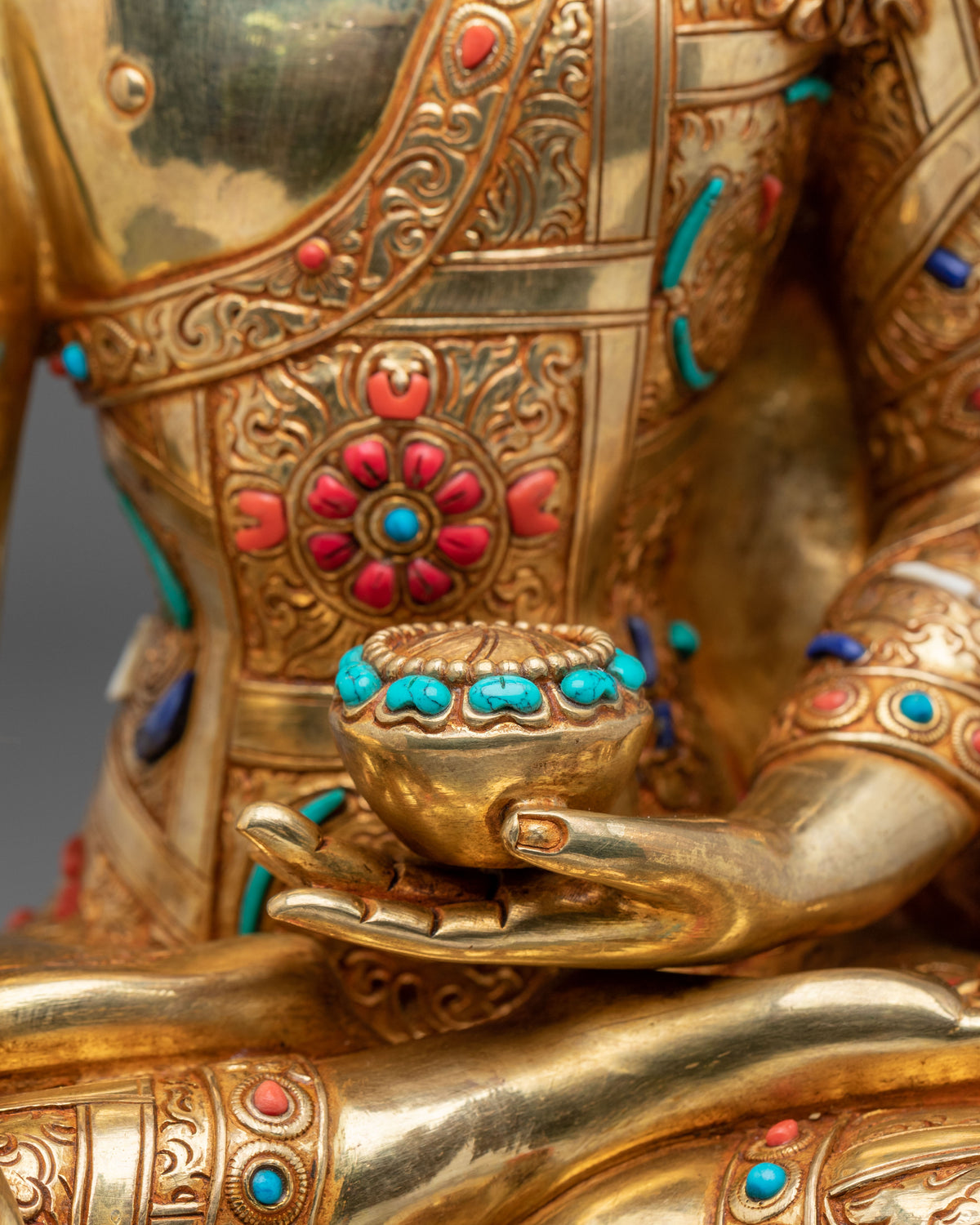 Shakyamuni Buddha Statue | The Glory of the Awakened One