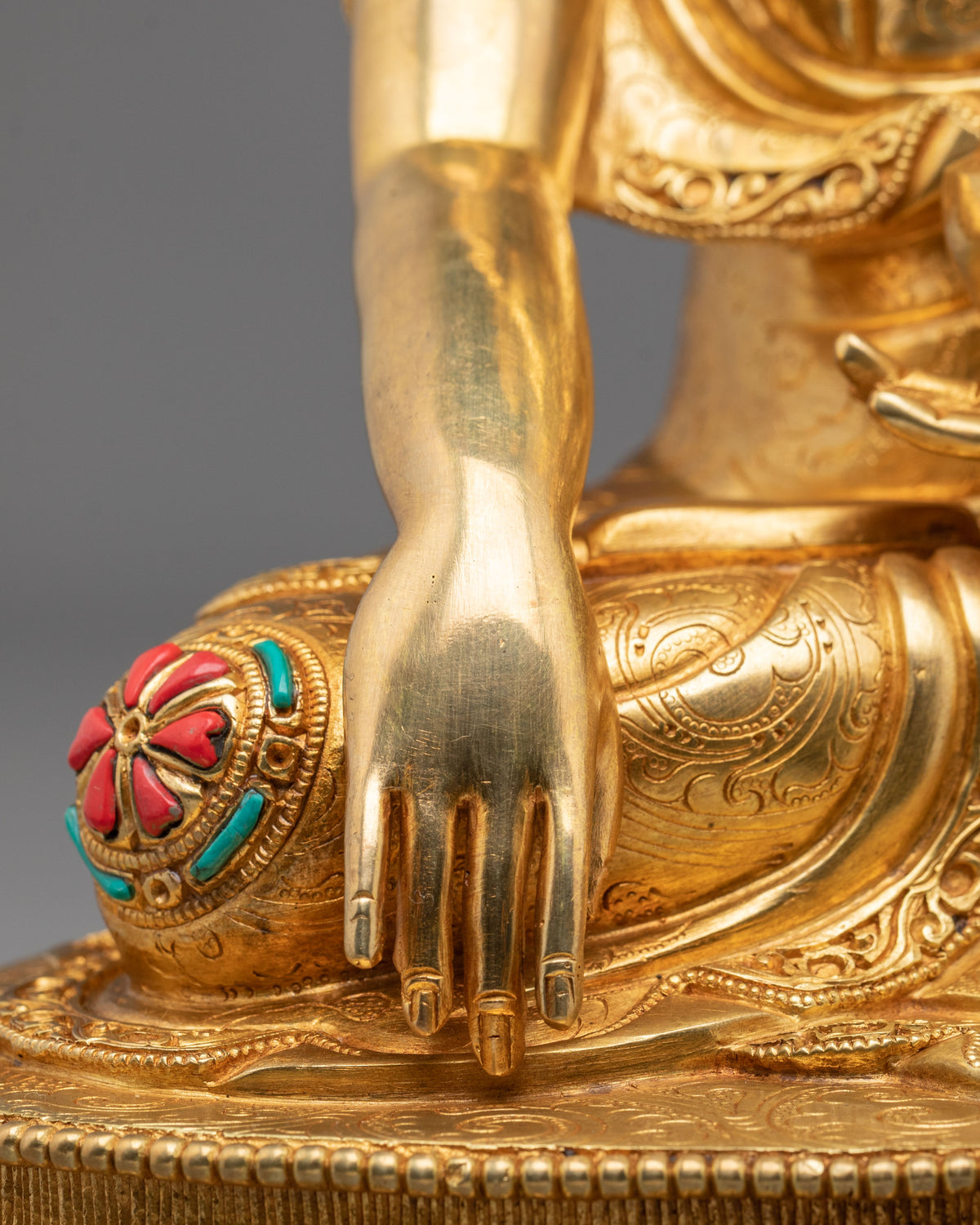 Historical Buddha Shakyamuni Hand Carved Sculpture in 24K Gold