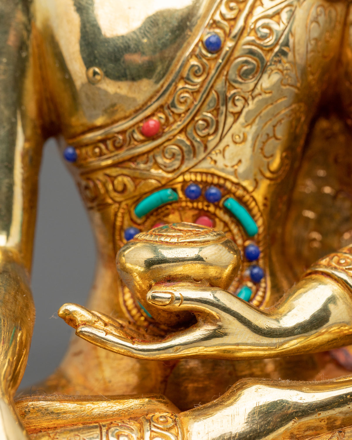 Shakyamuni Buddha Statue | The Supreme Elegance of Enlightened Wisdom