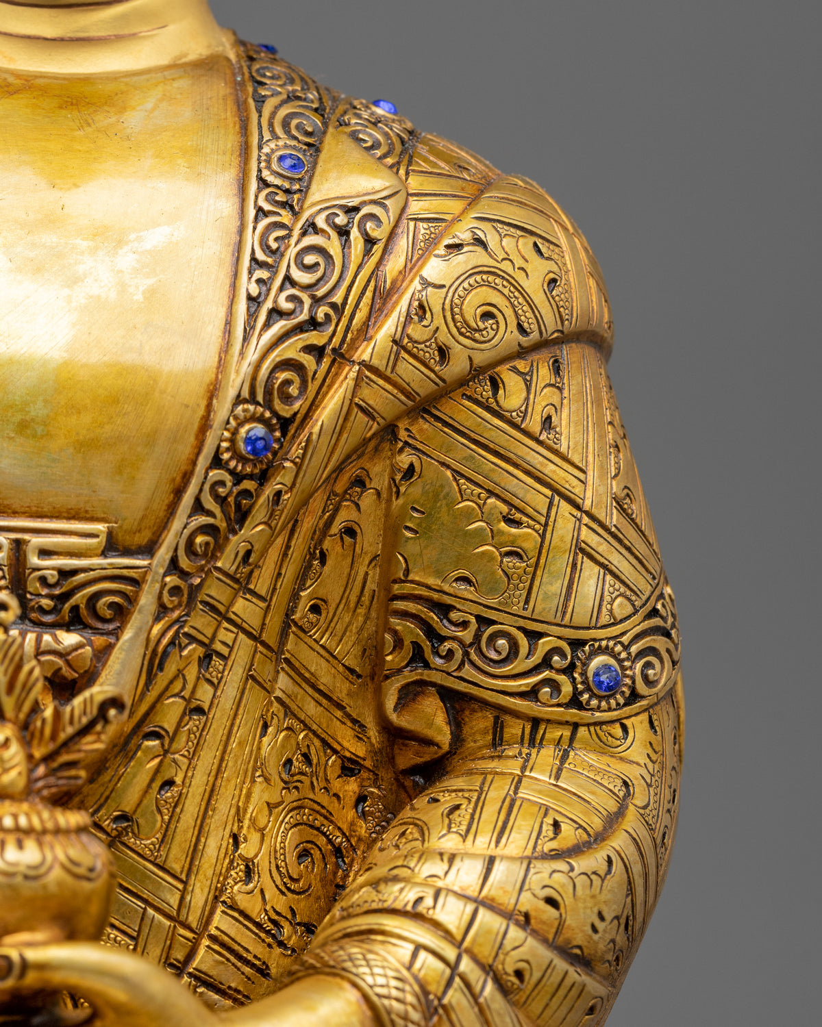 Bhaisajyaguru Statue | The Radiance of Healing Wisdom