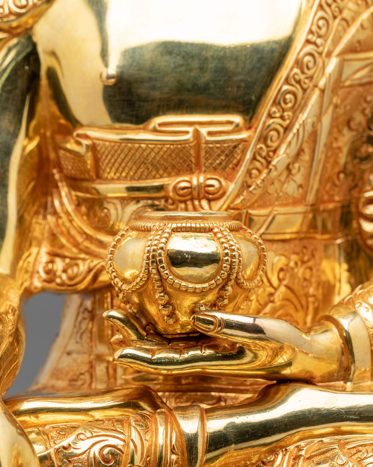 Shakyamuni Buddha Statue | The Presence of Awakening