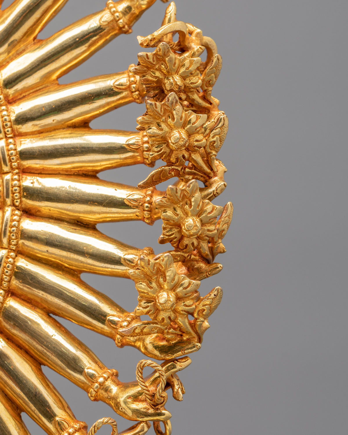 1000 Armed Dukar Buddhist Sculpture | Symbol of Protection and Victory