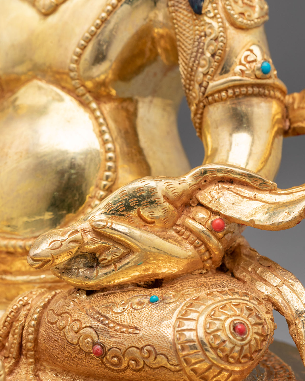 Dzambhala Statue | The Majestic Lord of Wealth and Prosperity