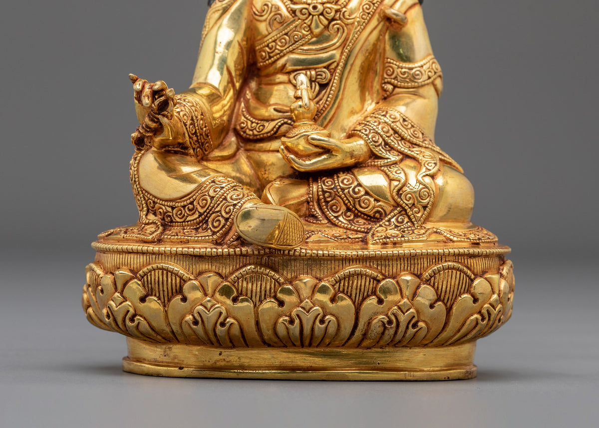 Guru Rinpoche Meditation Altar Statue