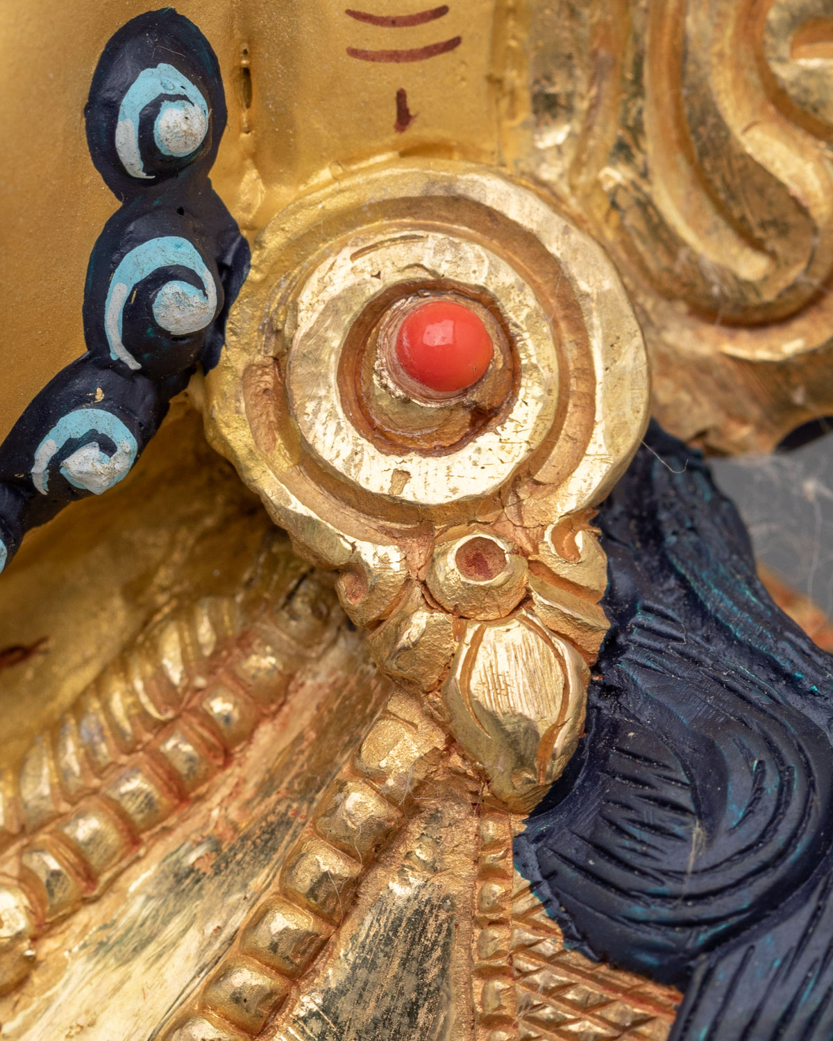 Dzambhala Statue | The Majestic Lord of Wealth and Prosperity