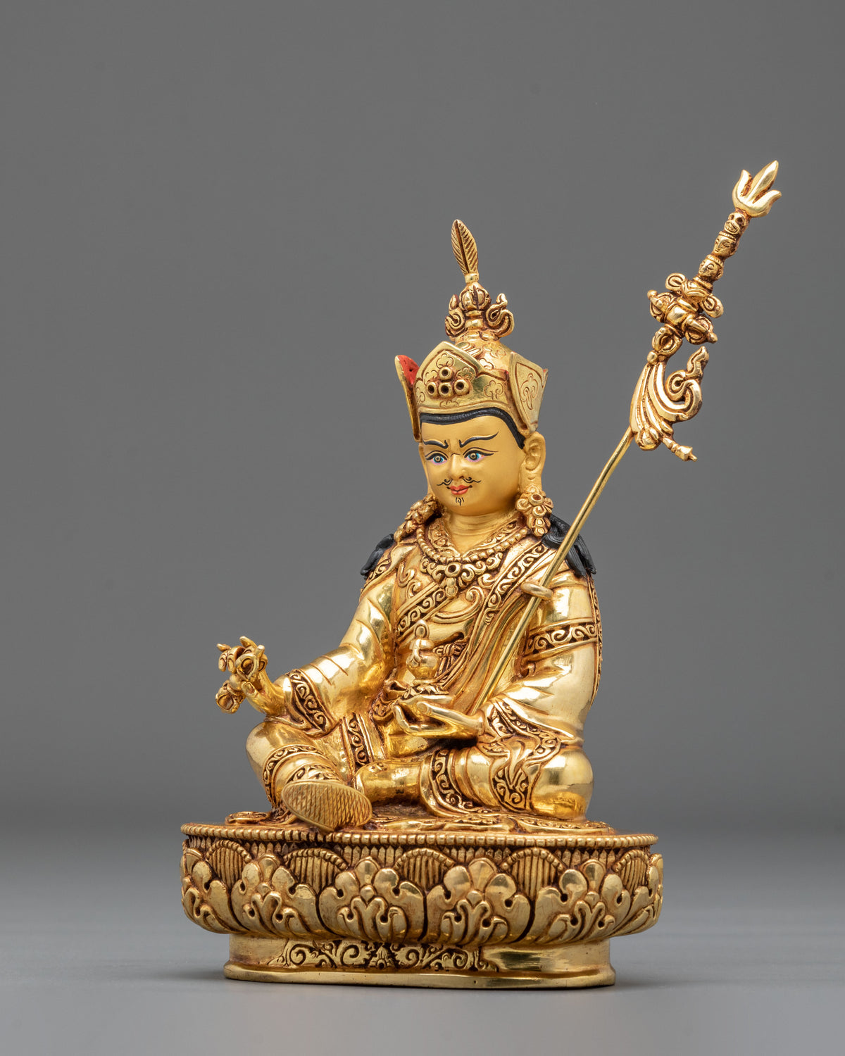 Guru Rinpoche Traditional Buddhist Statue | Tibetan Dharma Master Sculpture