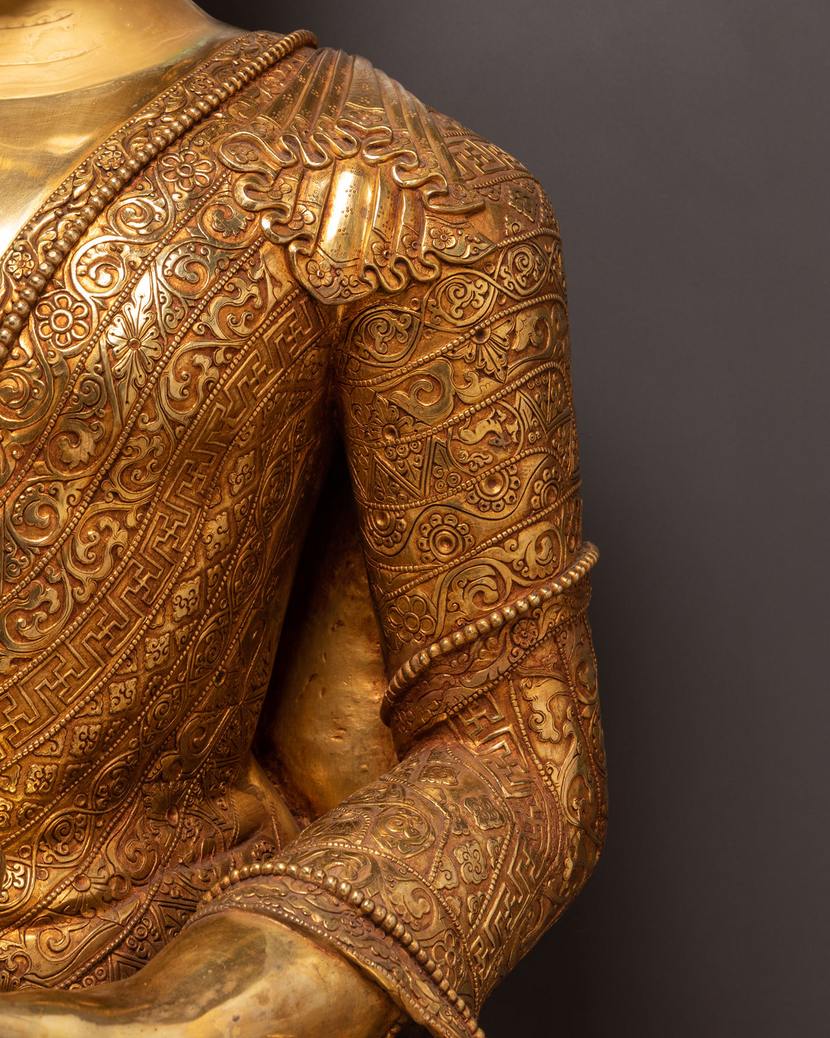 Shakyamuni Buddha Copper Sculpture | Exquisite 24K Gilded Art