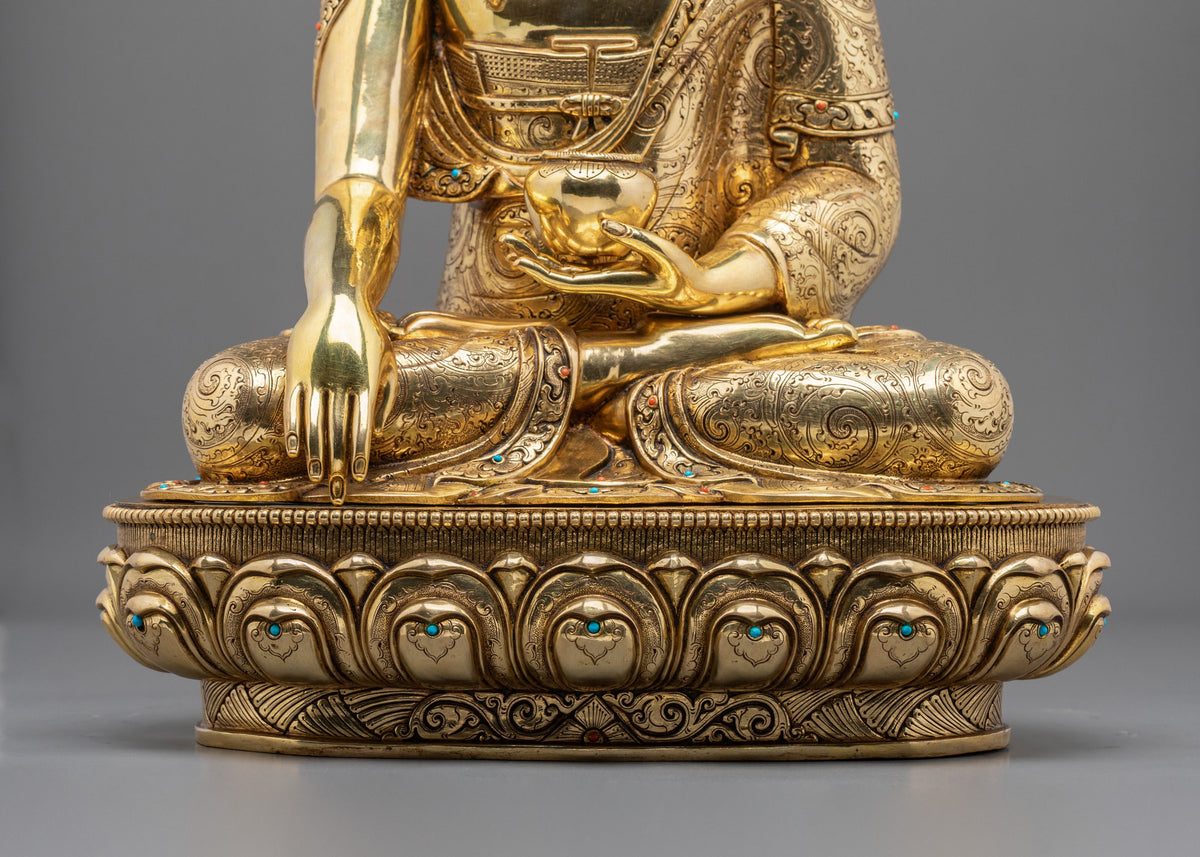 Shakyamuni Buddha: Buddha of Enlightenment and Peace