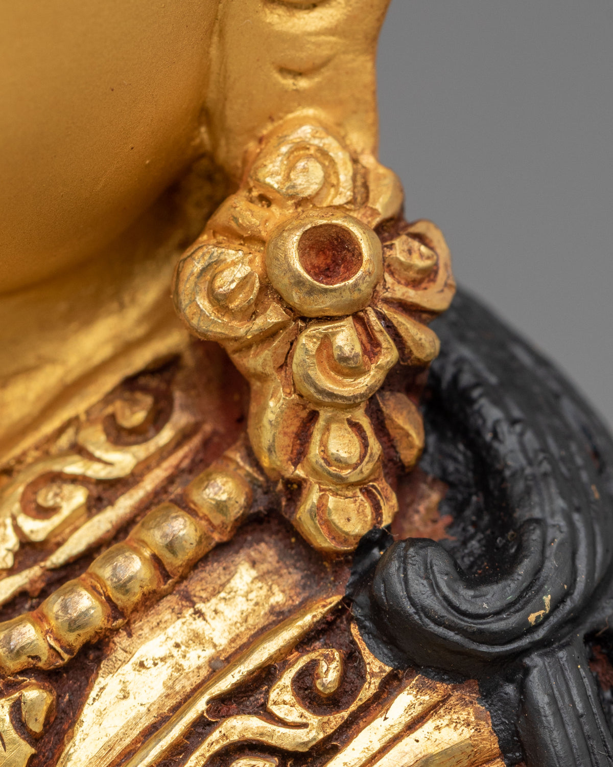 Guru Rinpoche Traditional Buddhist Statue | Tibetan Dharma Master Sculpture