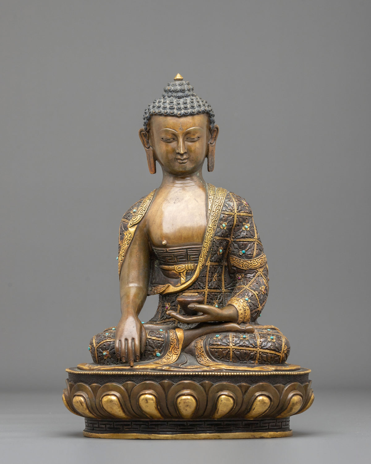 Shakyamuni Buddha Statue