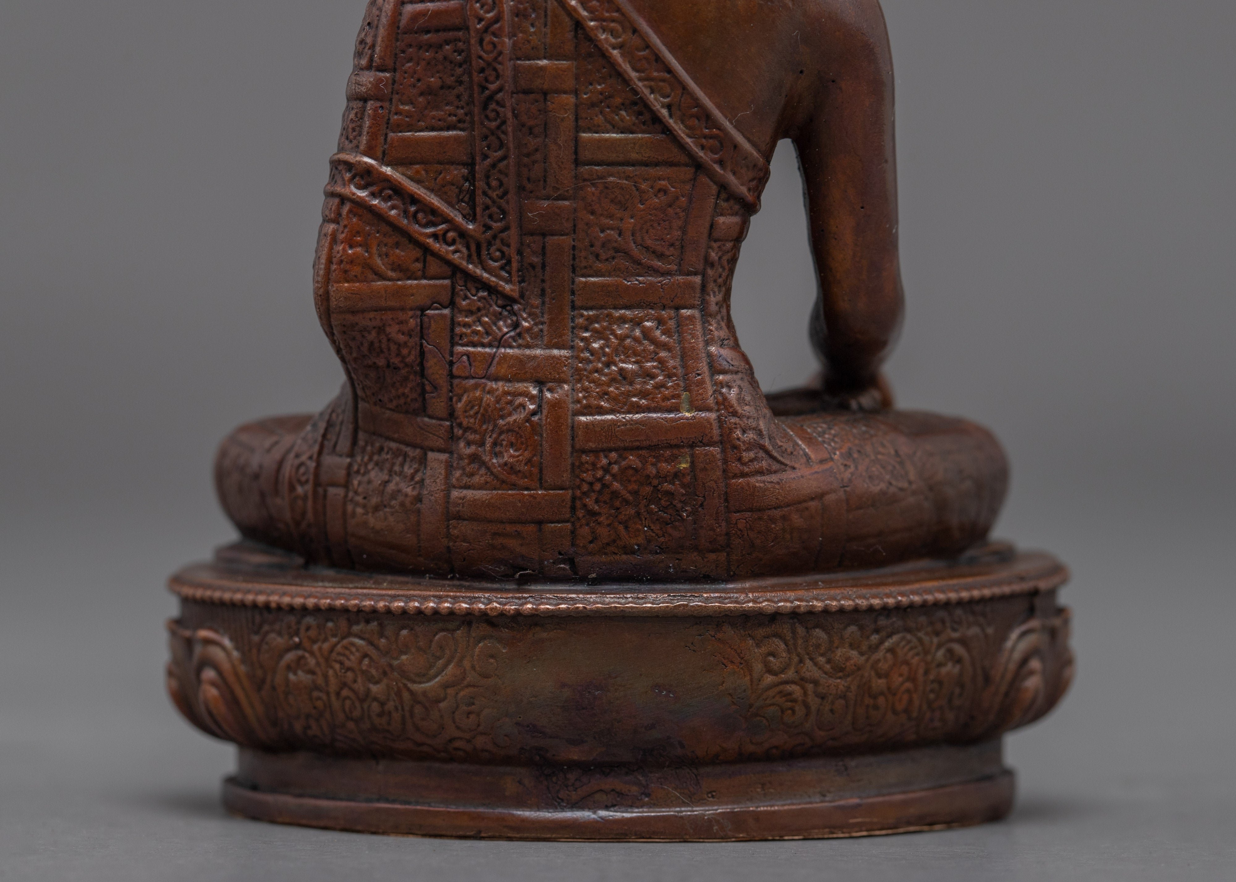 Mini Shakyamuni Buddha Statue | Traditional Buddhist sculpture
