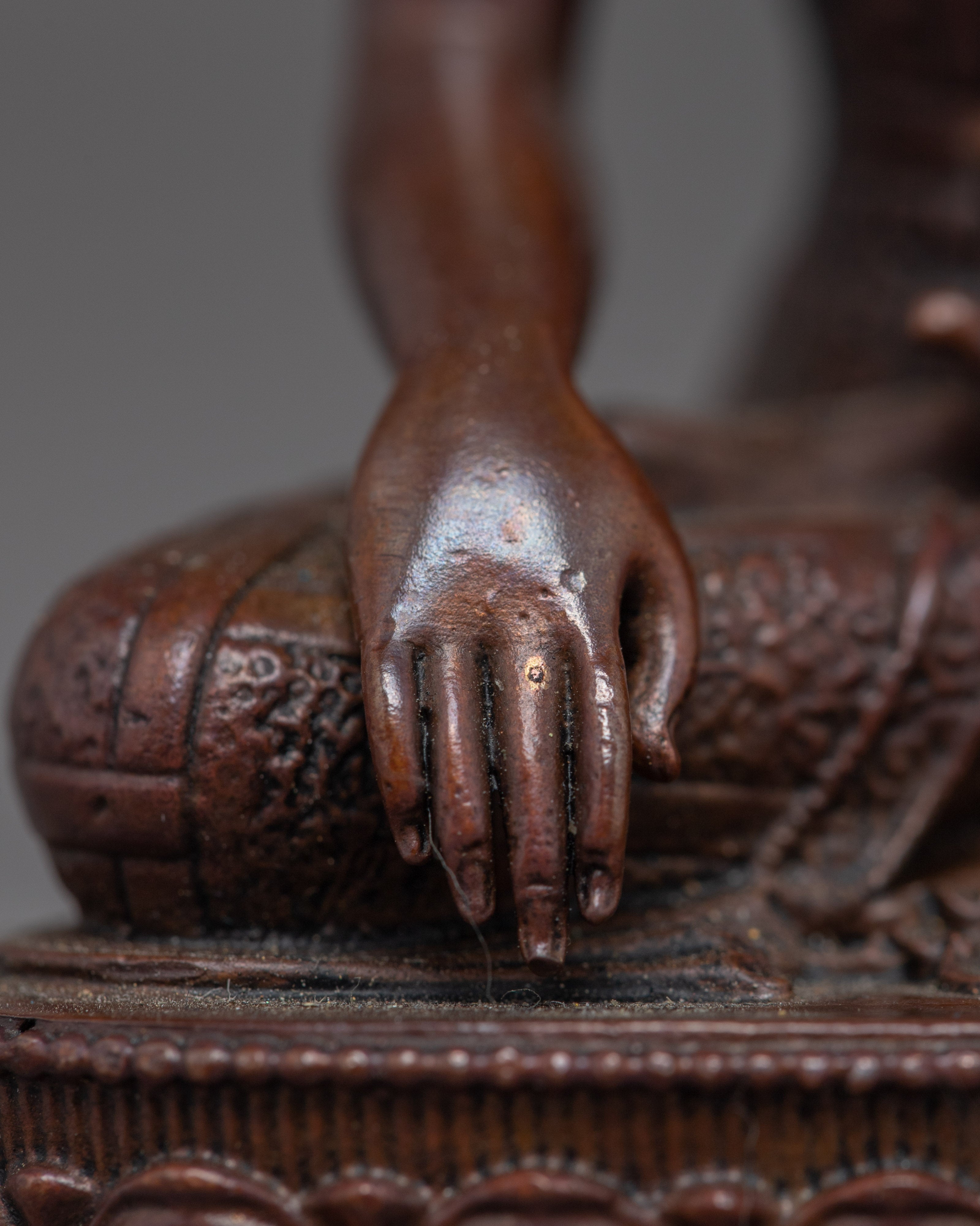 Mini Shakyamuni Buddha Statue | Traditional Buddhist sculpture