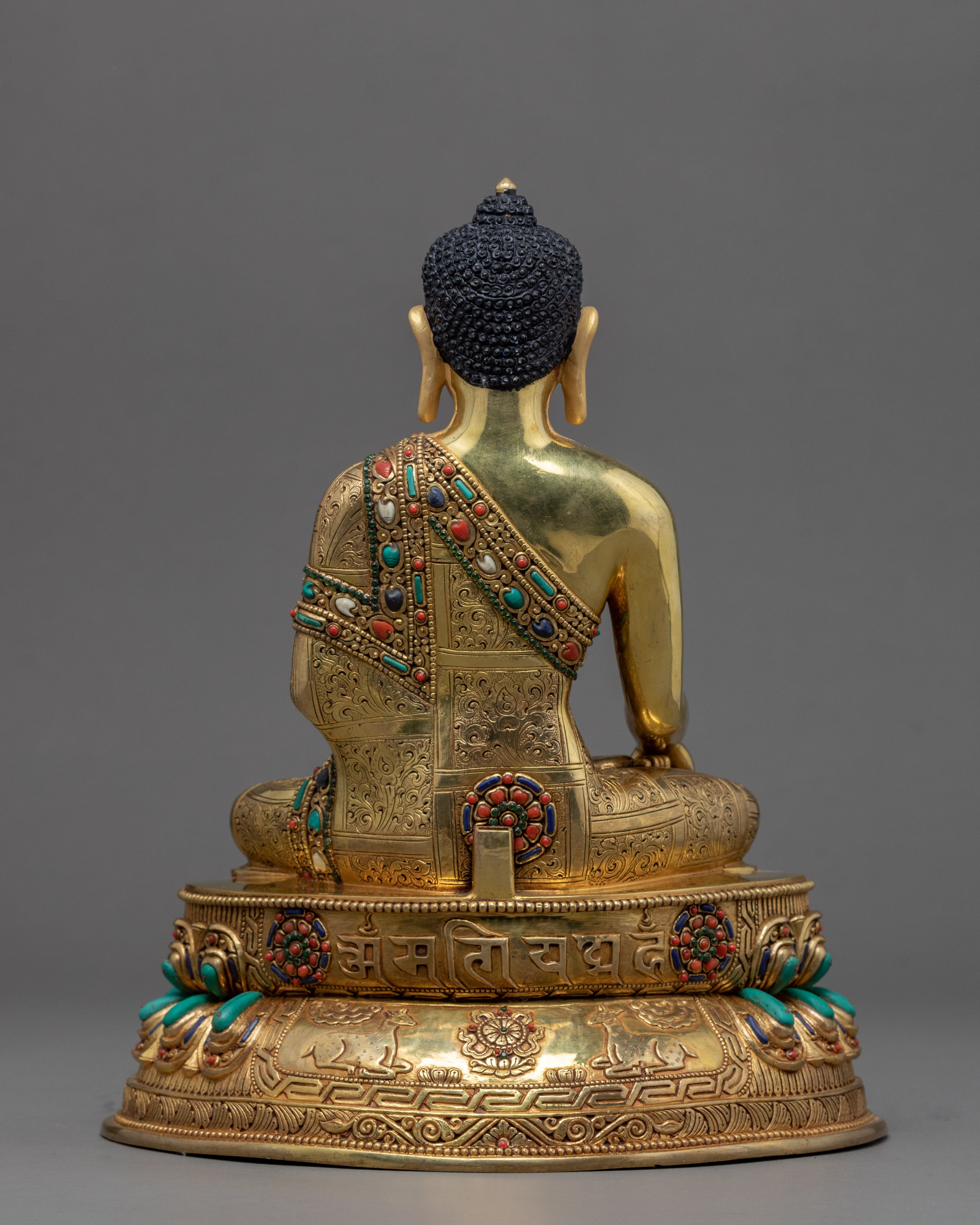 Siddartha Gautama Buddha Sculpture | Traditional Buddhist Art