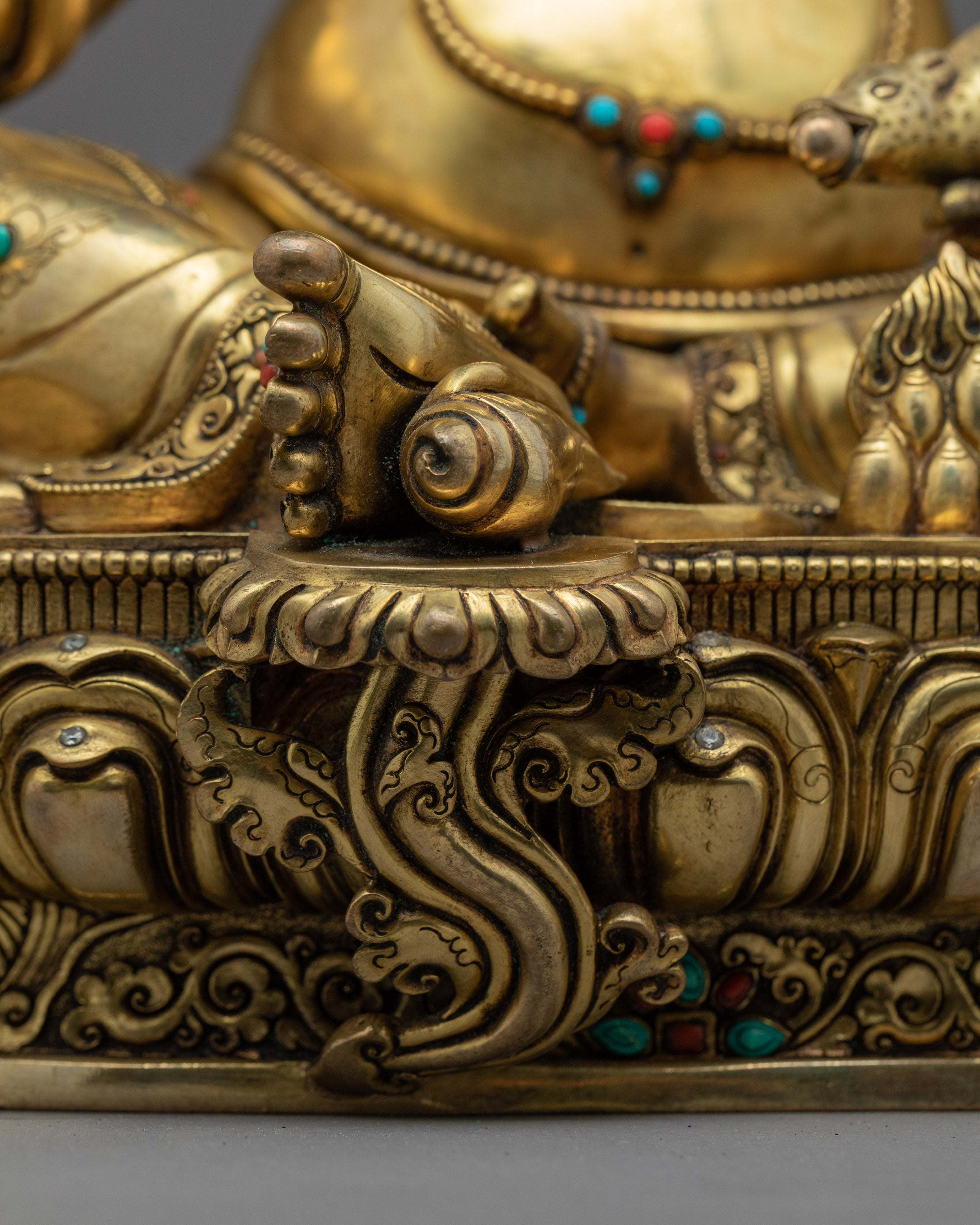 Yellow Jambhala Offerings Statue | Traditional Deity Of Wealth Sculpture - Termatree