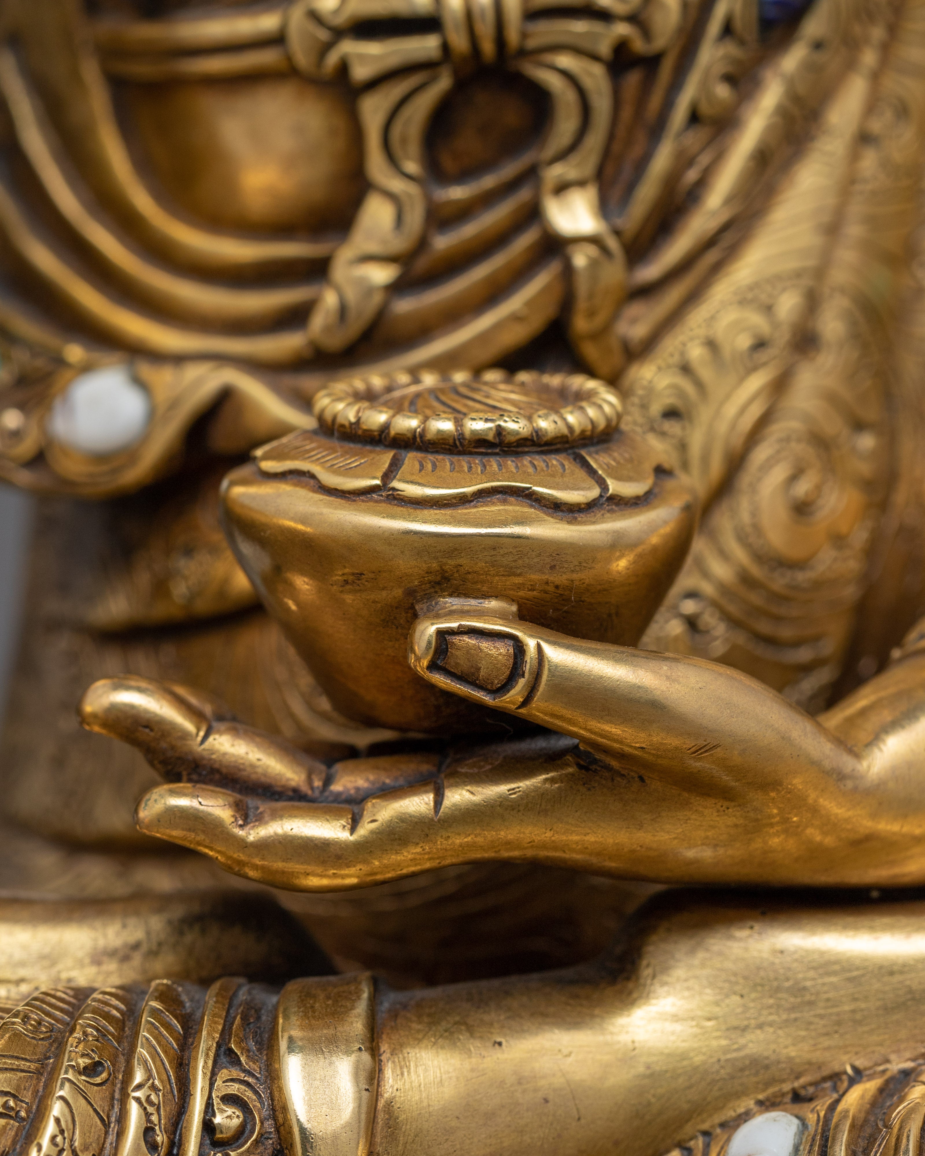 Shakyamuni Buddha Statue Indoor Practice | Gold-Gilded Buddhist Traditional Sculpture
