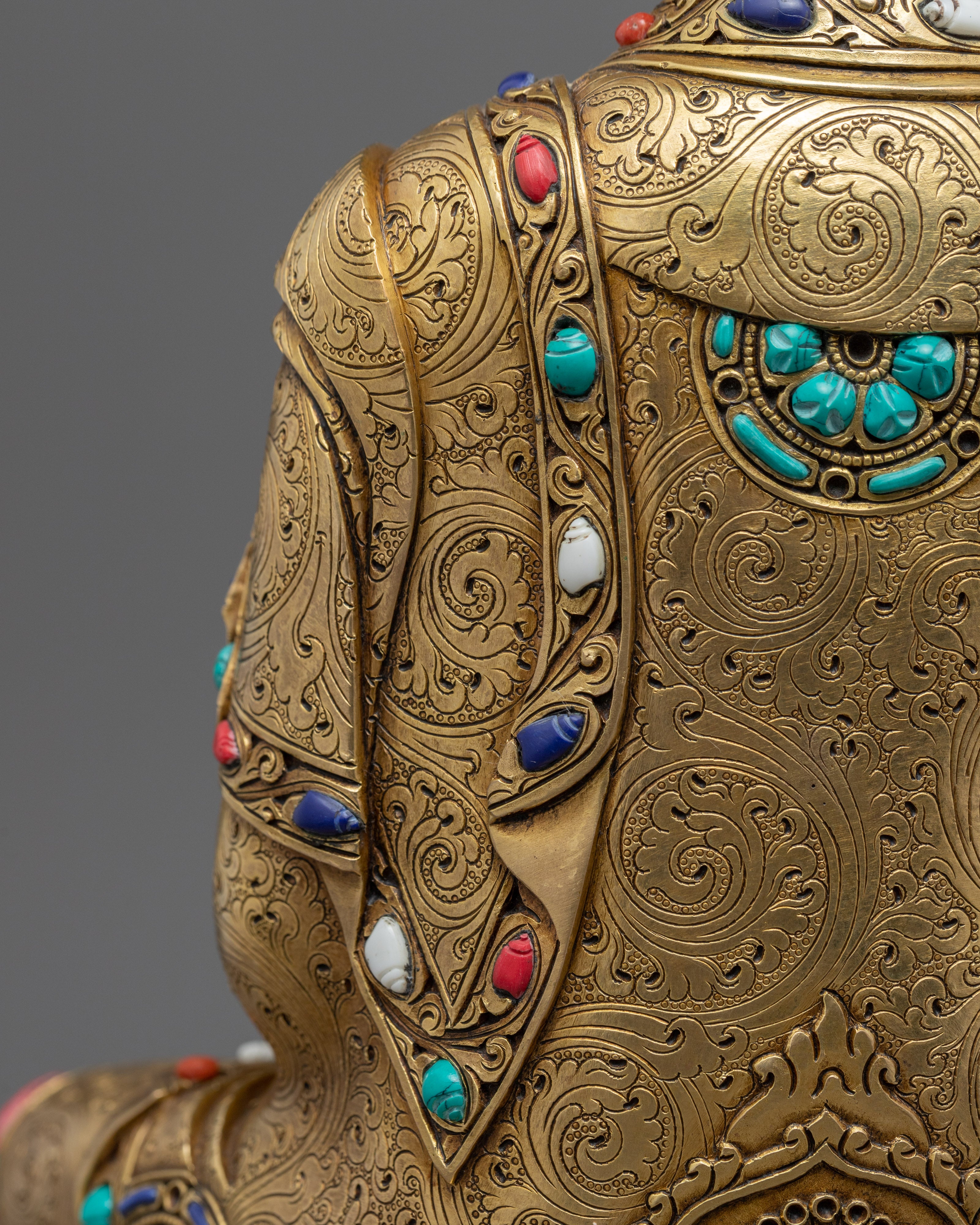 Shakyamuni Buddha Statue Indoor Practice | Gold-Gilded Buddhist Traditional Sculpture