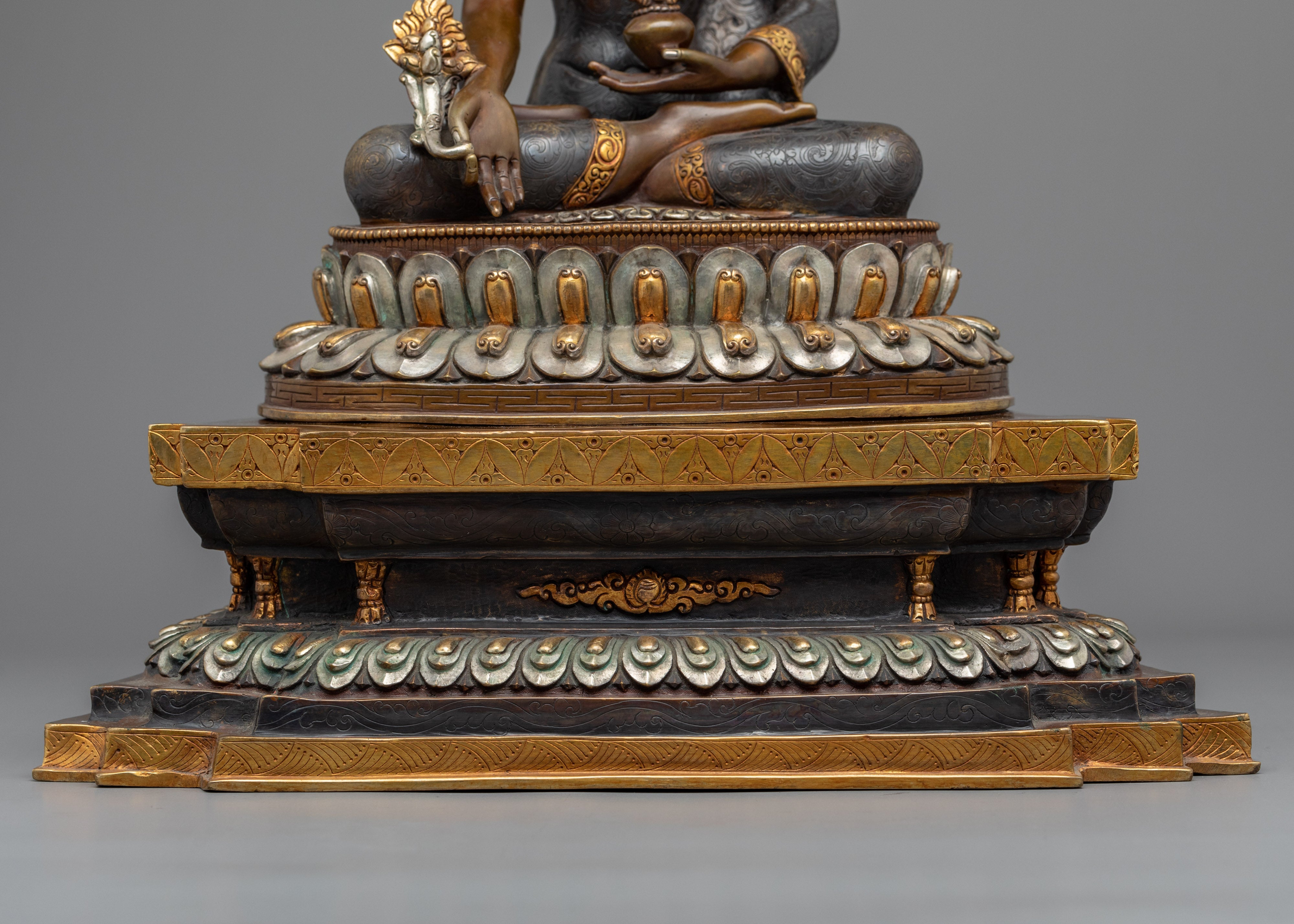 Medicine Buddha Sculpture for Bhaisajyaguru Mantra | Traditional Zen Arts