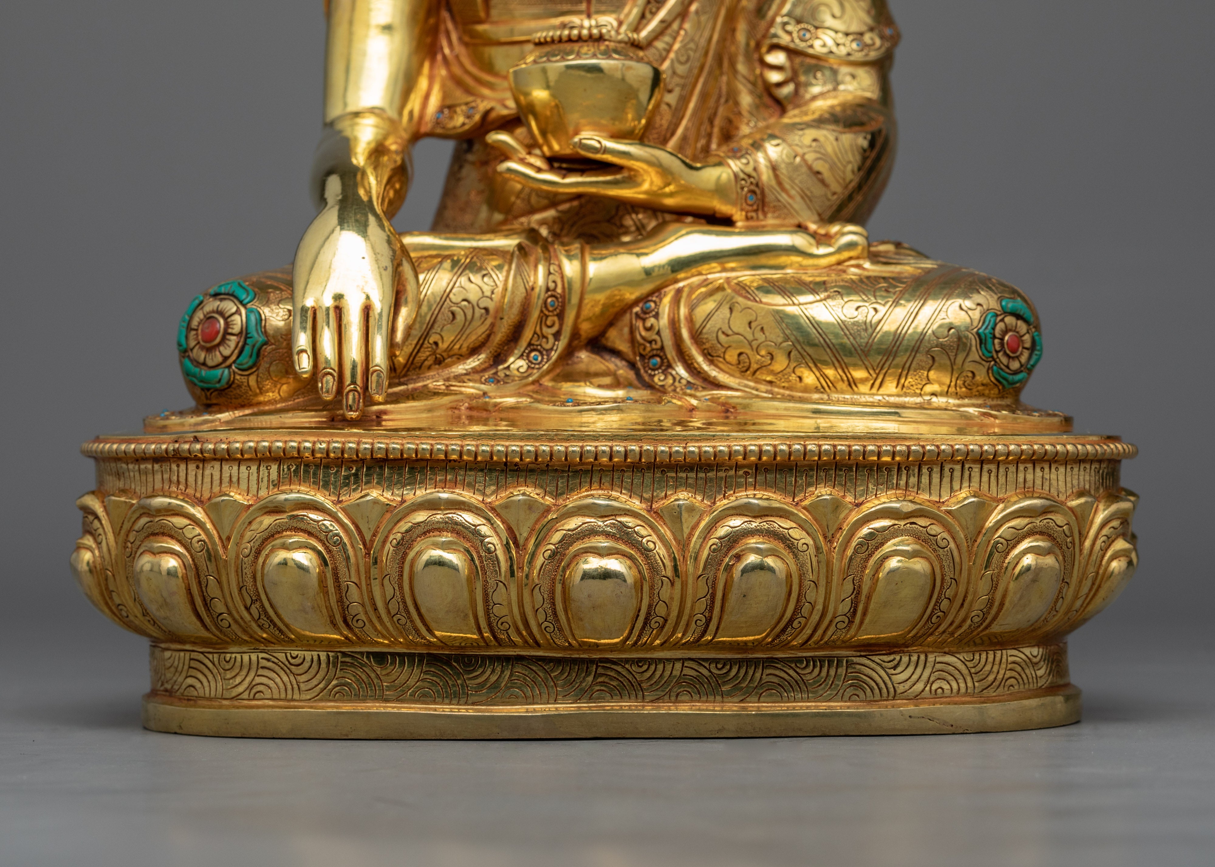 Siddhartha Mahatma Buddh Statue | Hand Carved Buddhist Deity