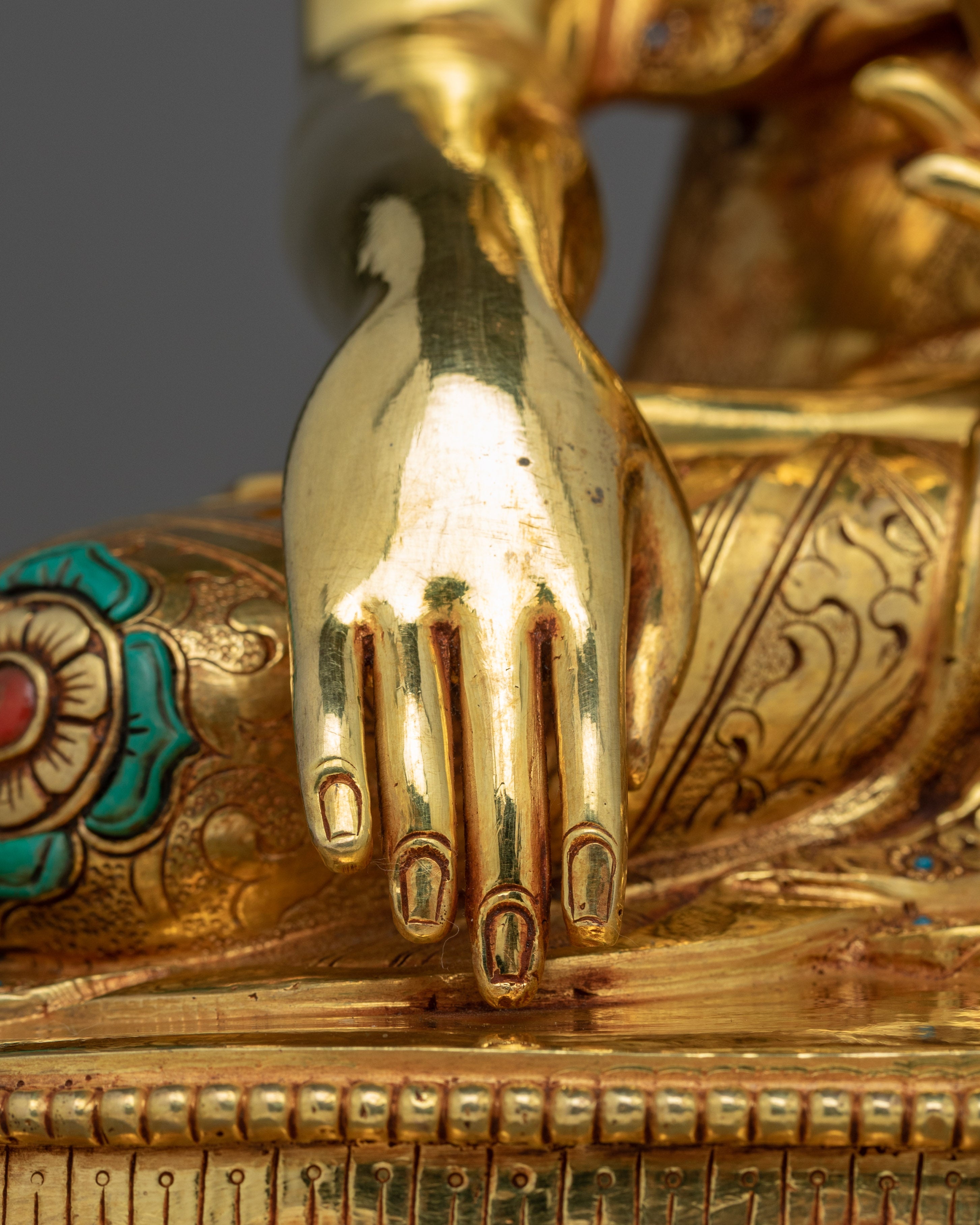 Siddhartha Mahatma Buddh Statue | Hand Carved Buddhist Deity