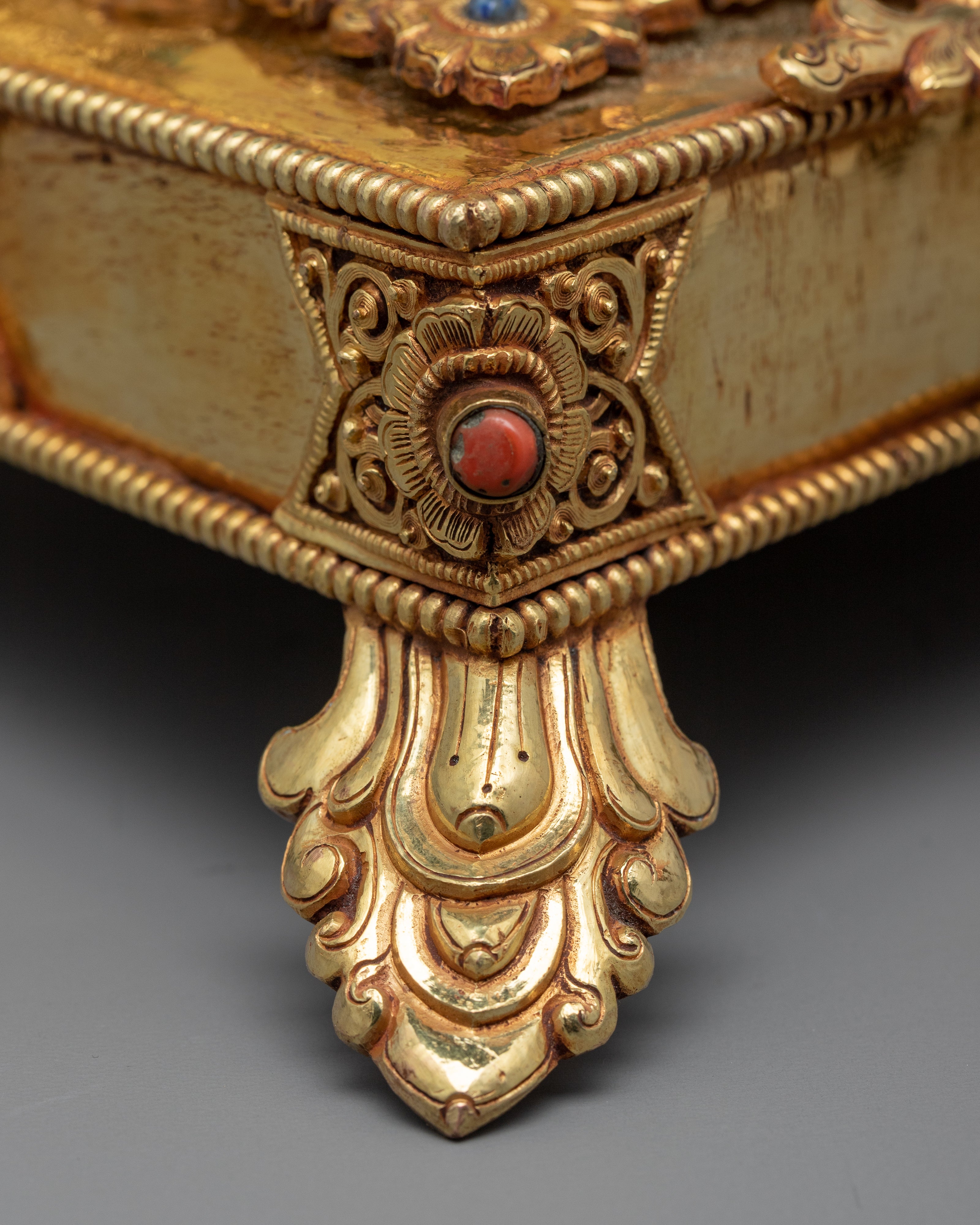 Dzambhala, Wrathful Deity Statue | Gold Gilded Buddhist Statue