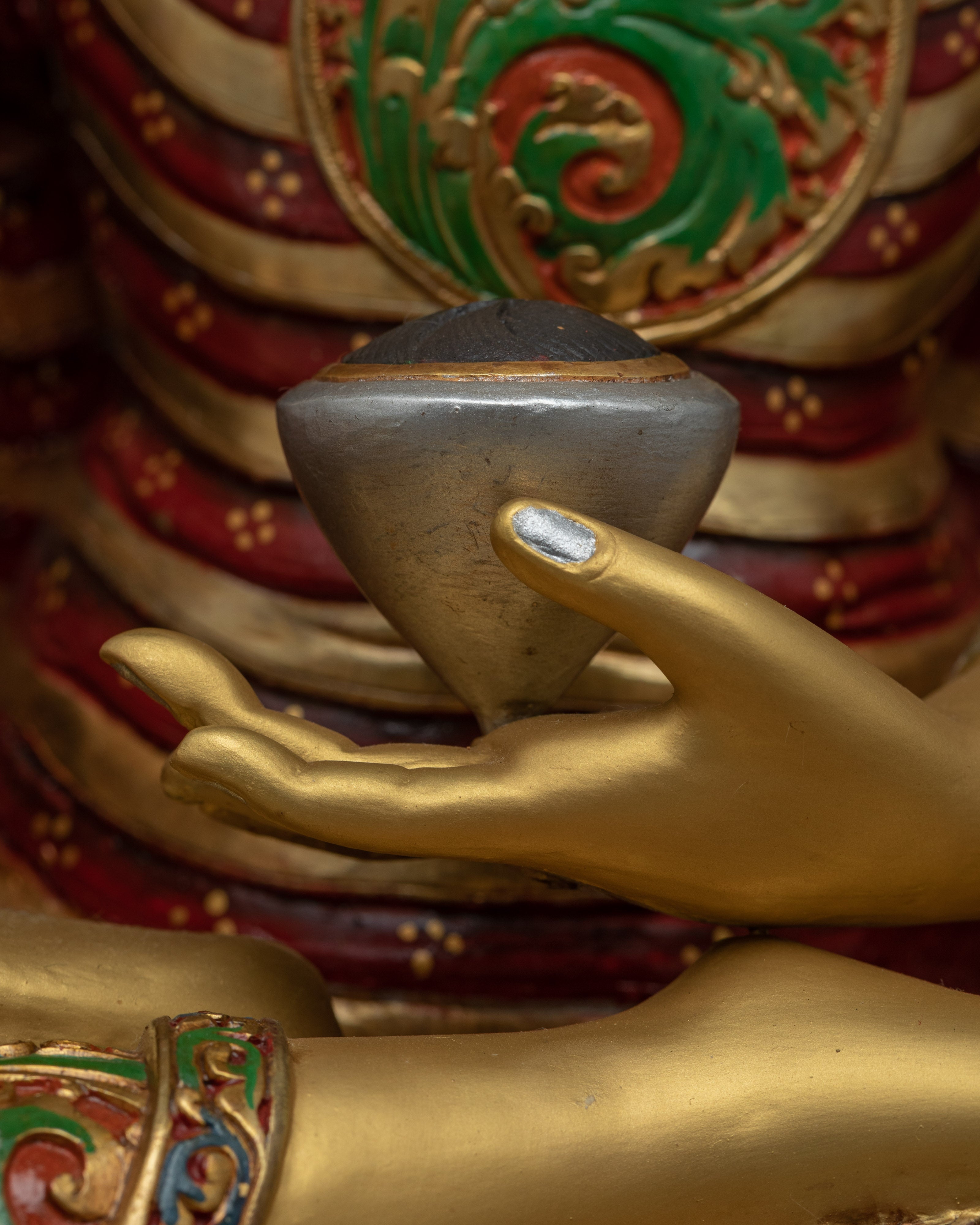 Shakyamuni Buddha Sculpture | Traditional Hand-Carved Historical Buddha Statue