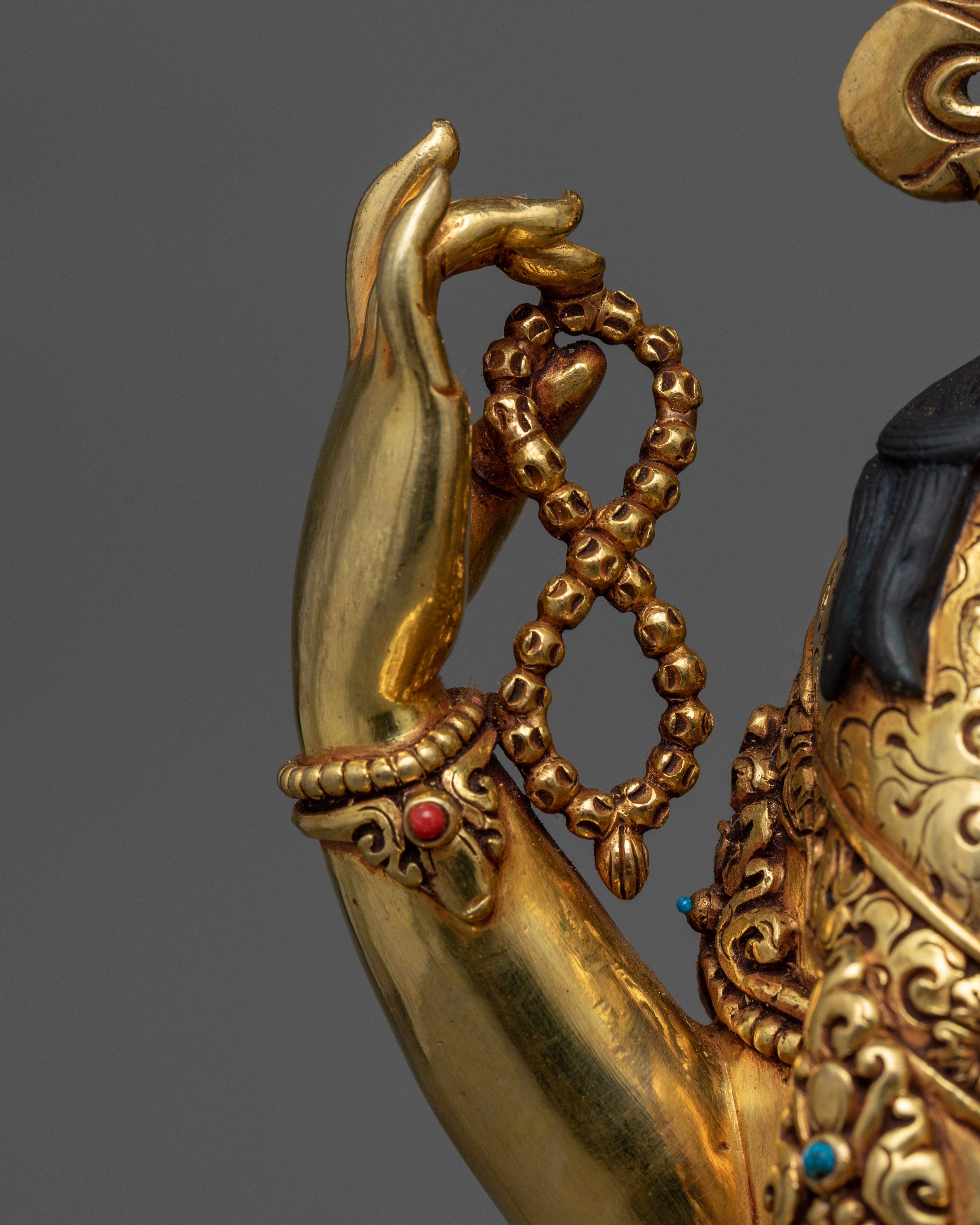 4 Armed Chenrezig Statue | Traditional Tibetan Style Buddhist Statue of Bodhisattva Chenrezig